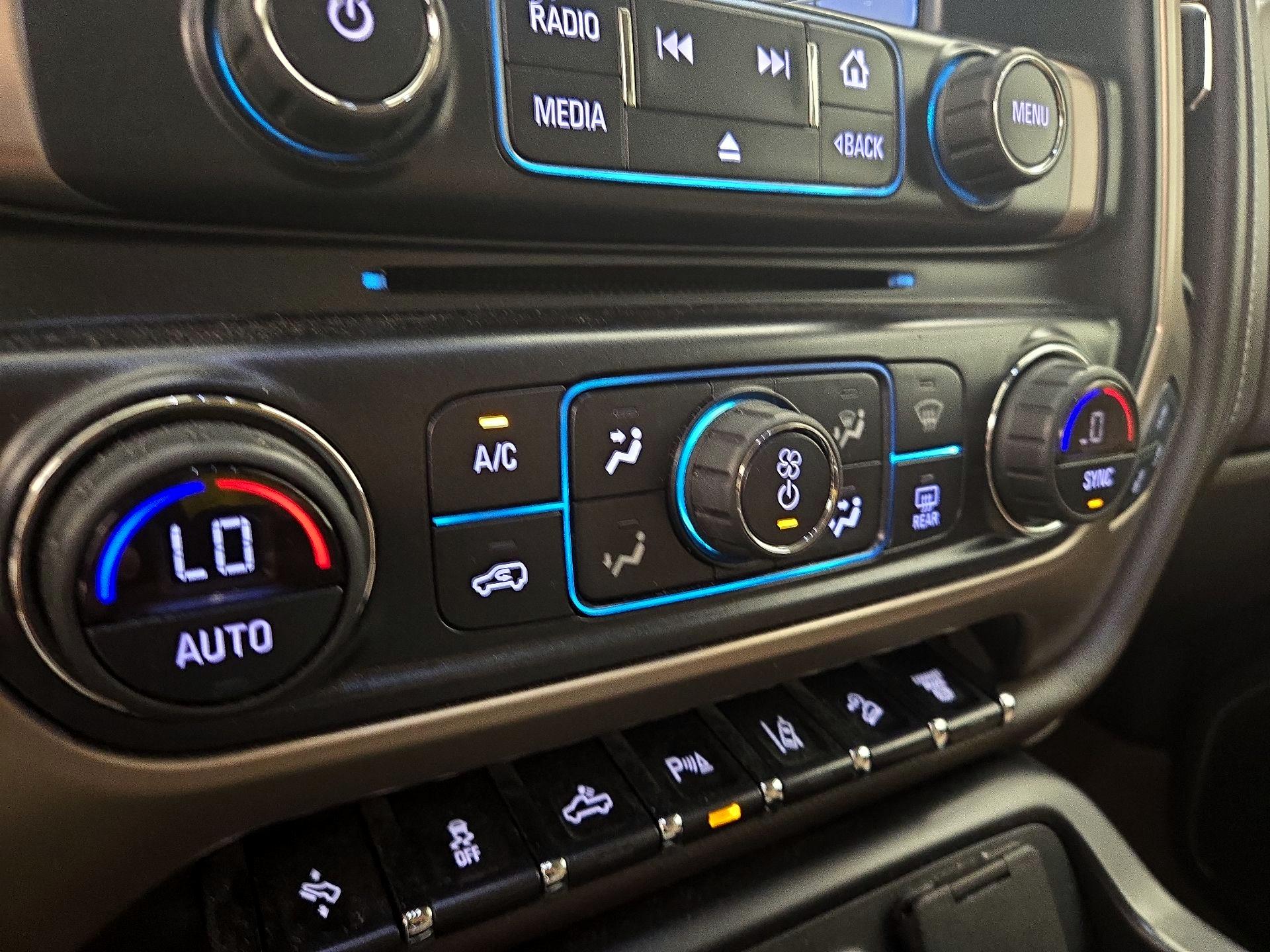 Thumbnail: 2018 GMC Sierra 3500 - 16