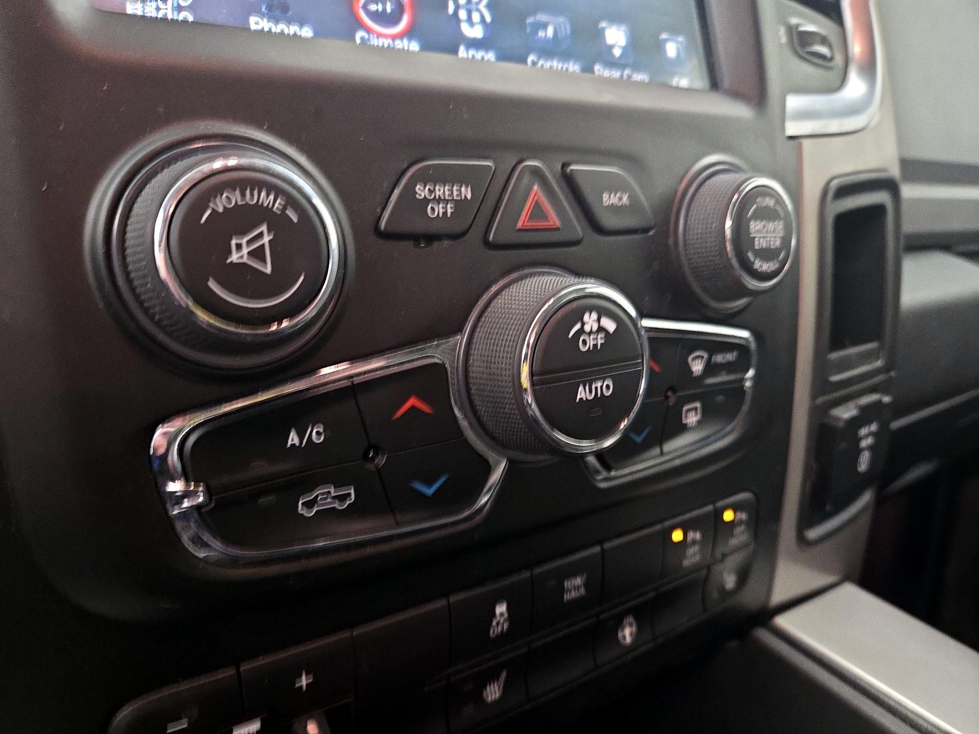 Thumbnail: 2017 RAM 1500 - 16