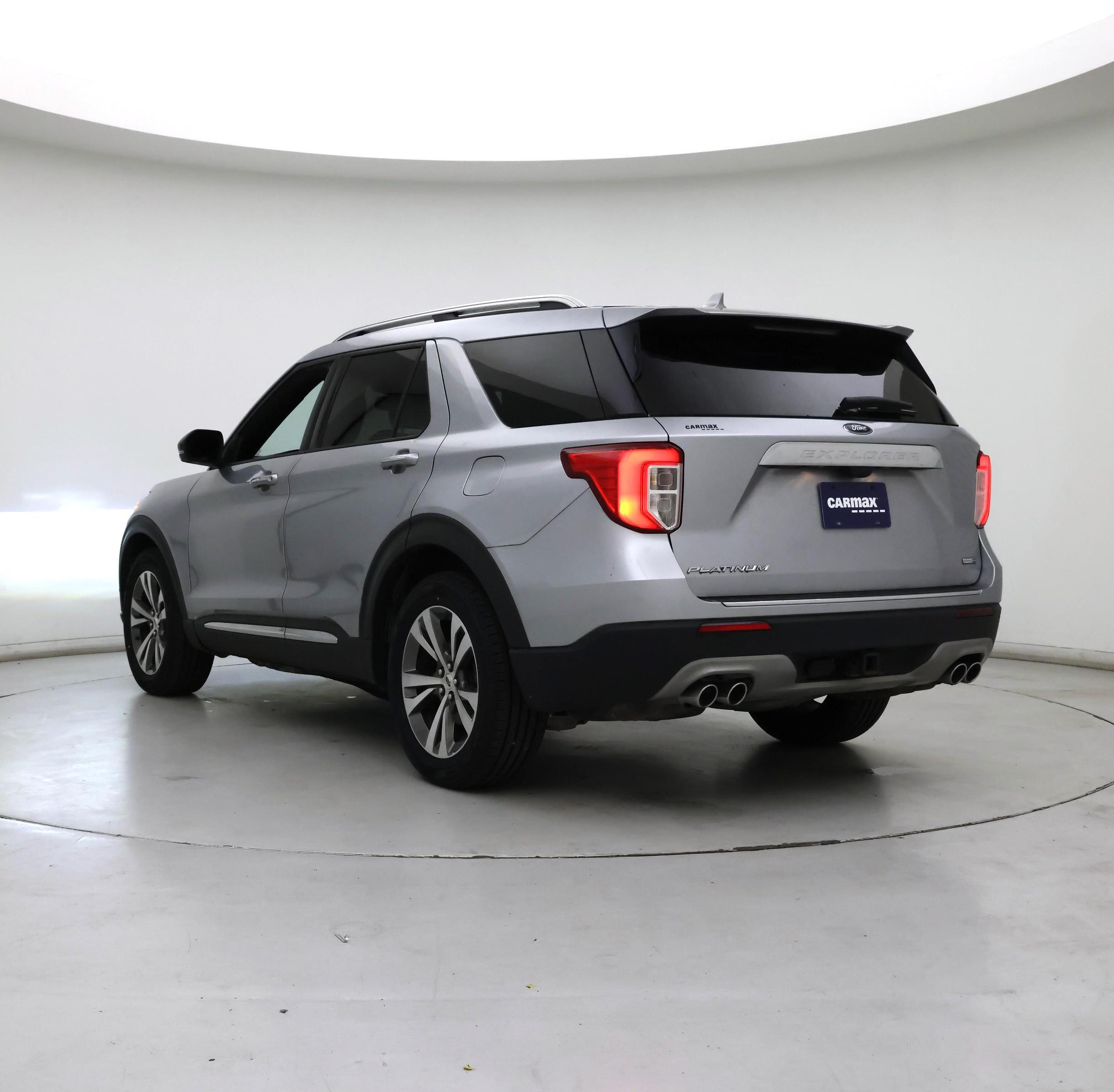 Thumbnail: 2019 Chevrolet Traverse - 2