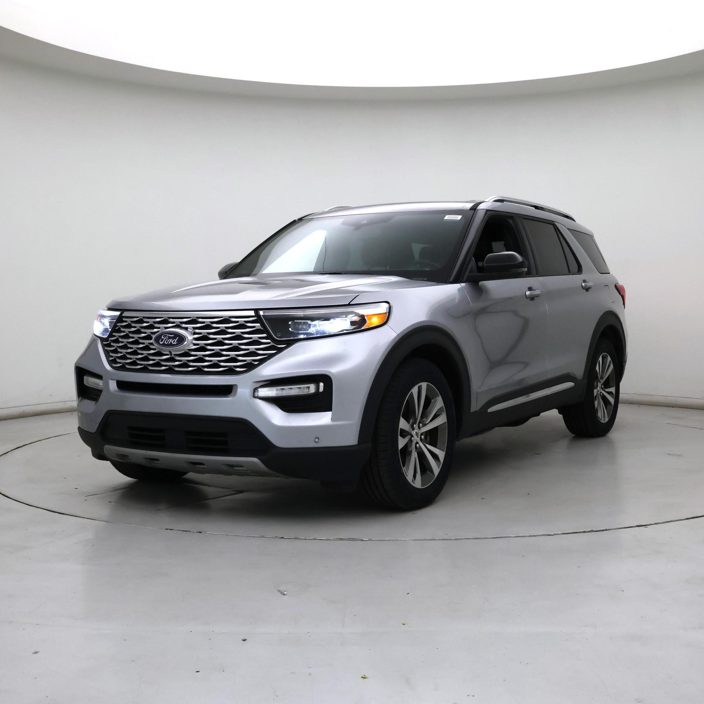 Thumbnail: 2019 Chevrolet Traverse - 4