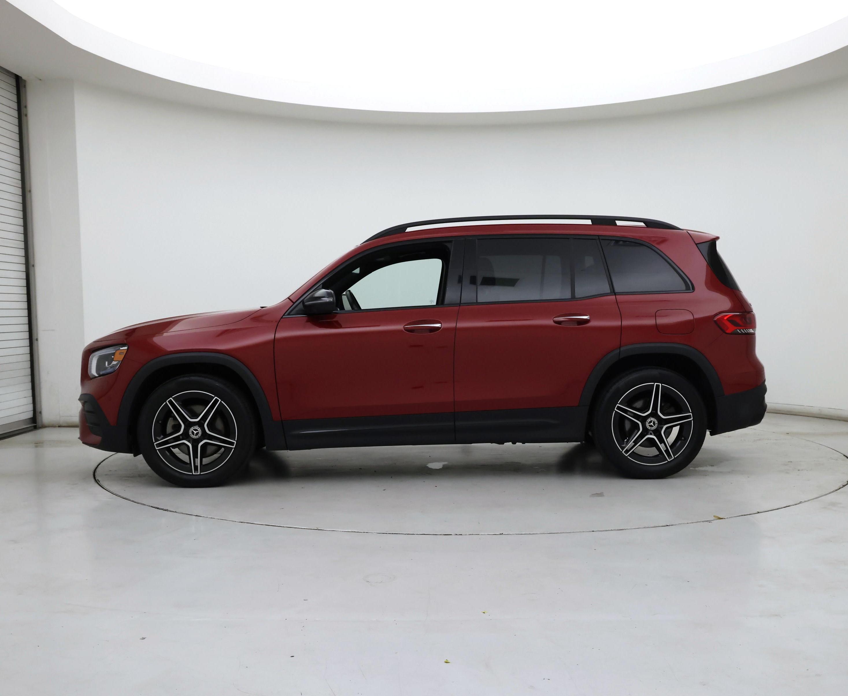 Thumbnail: 2023 Mercedes-Benz GLB - 3