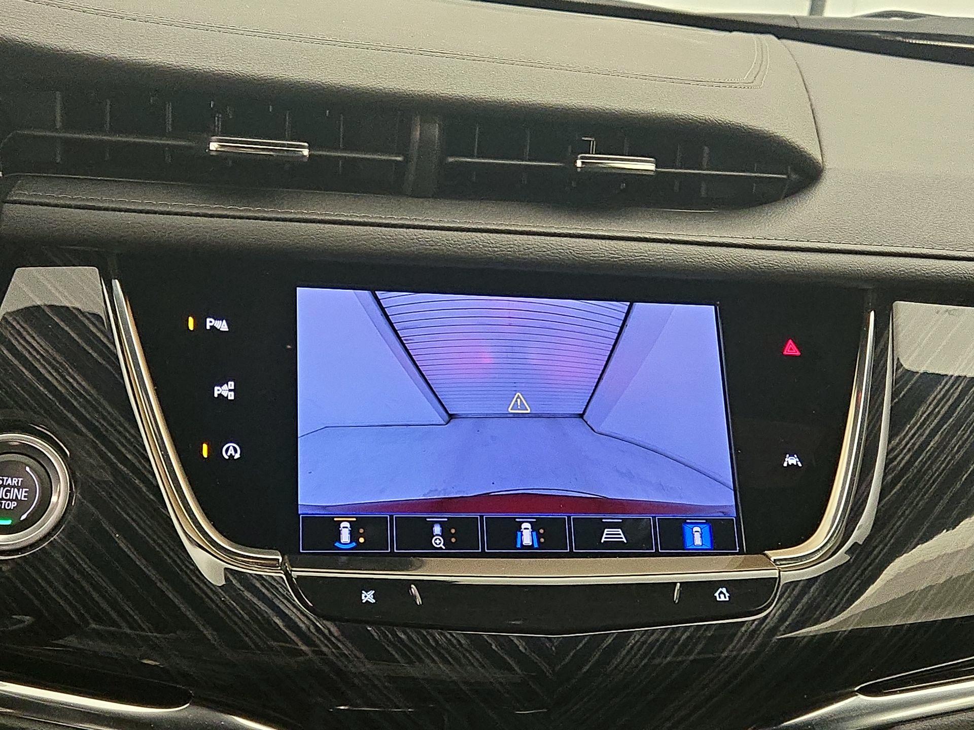 Thumbnail: 2023 Cadillac XT6 - 14