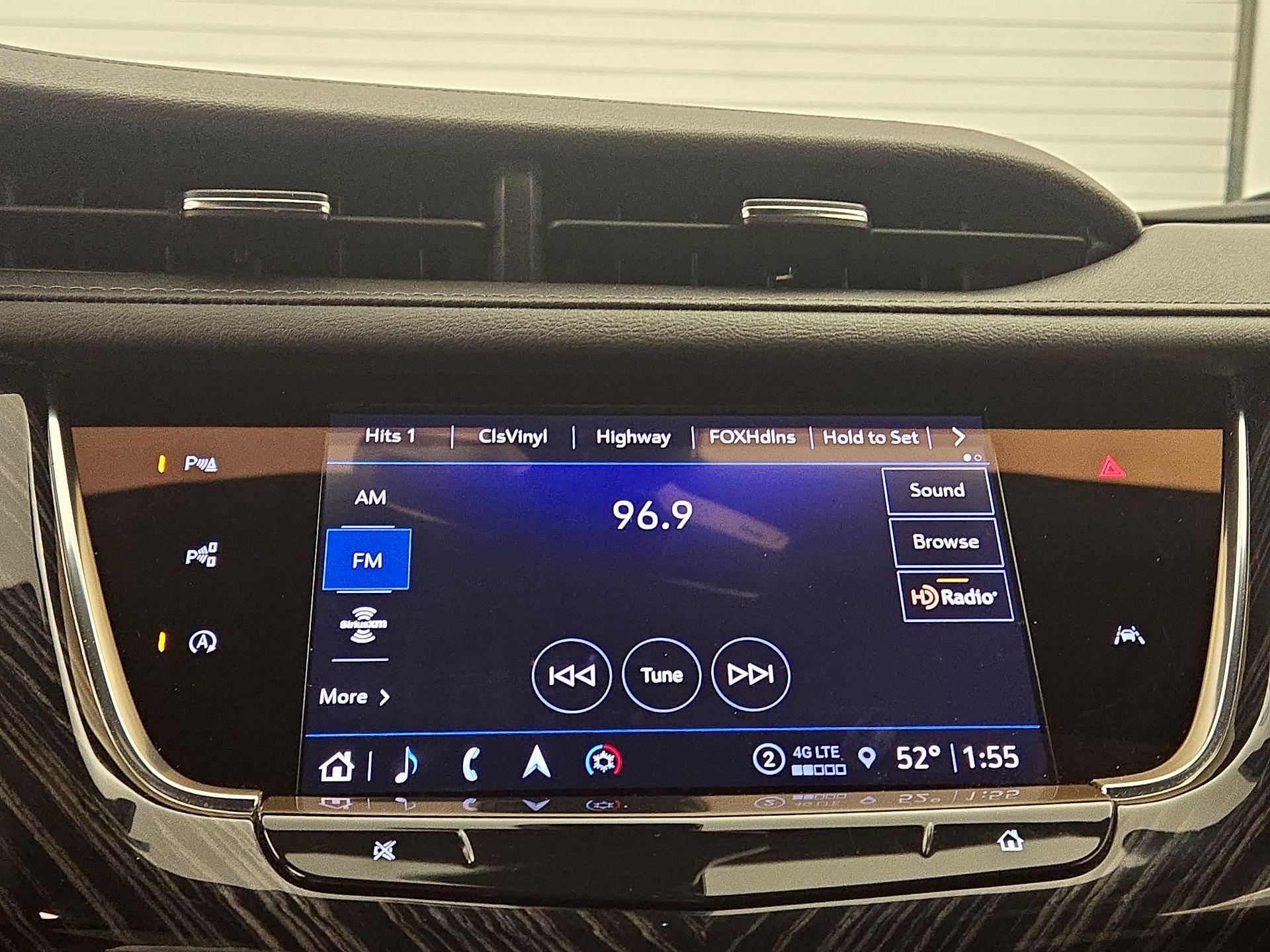 Thumbnail: 2023 Cadillac XT6 - 15