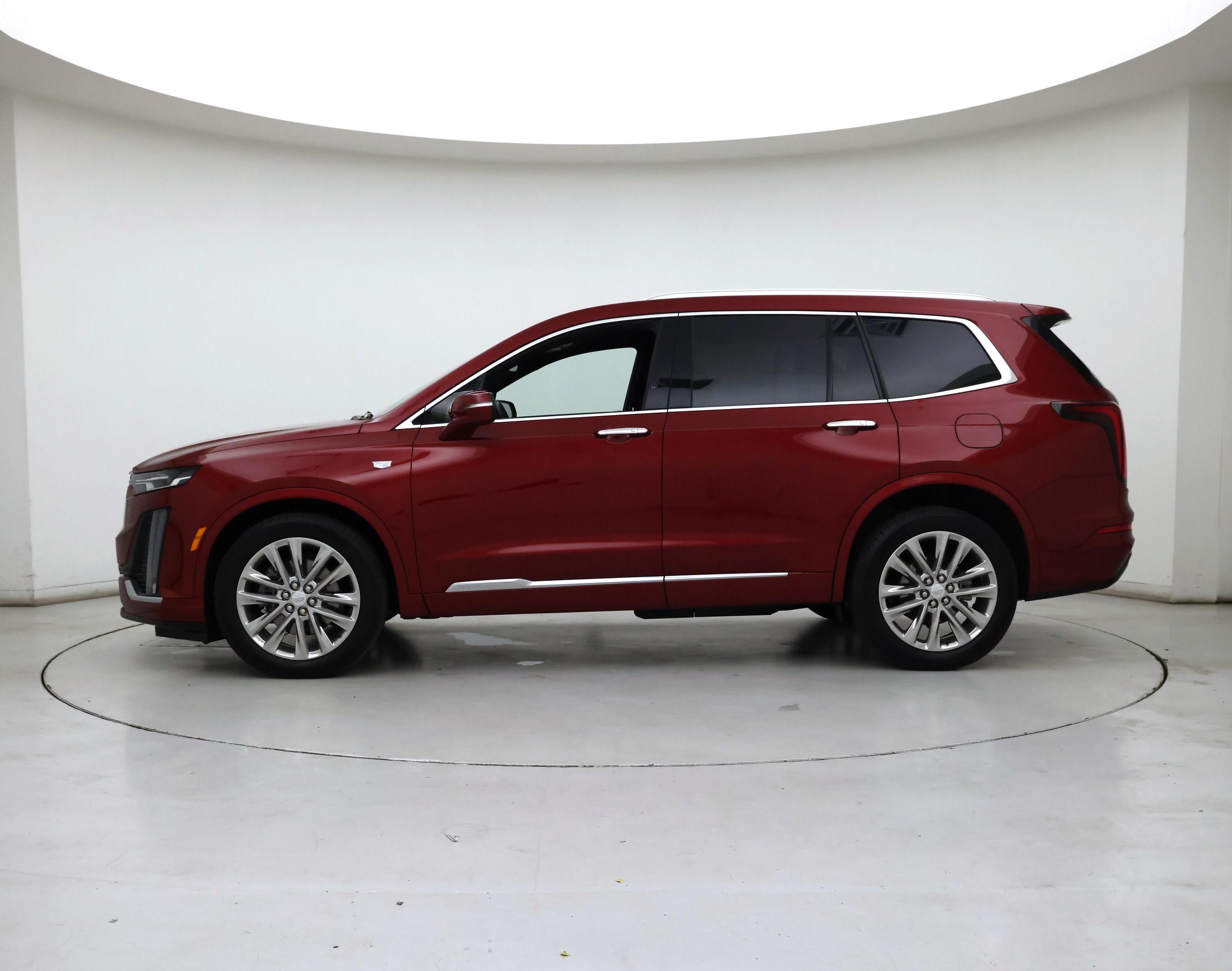 Thumbnail: 2023 Cadillac XT6 - 3