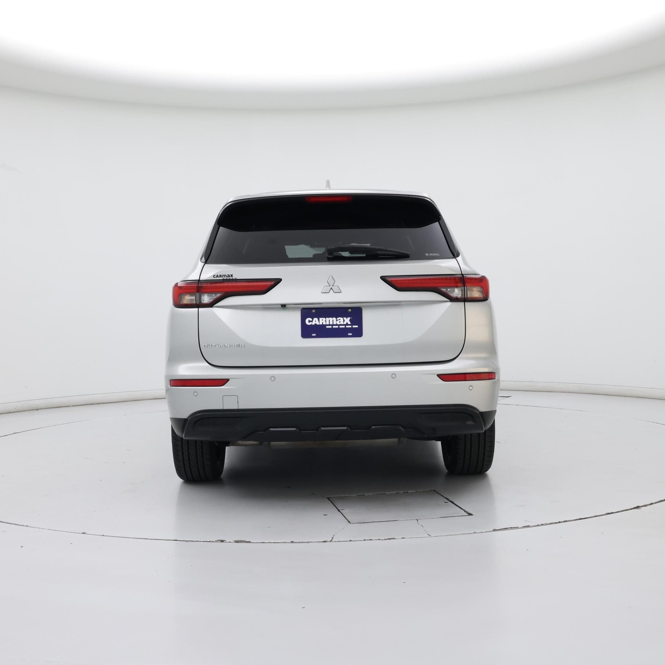 Thumbnail: 2022 Mitsubishi Outlander - 6