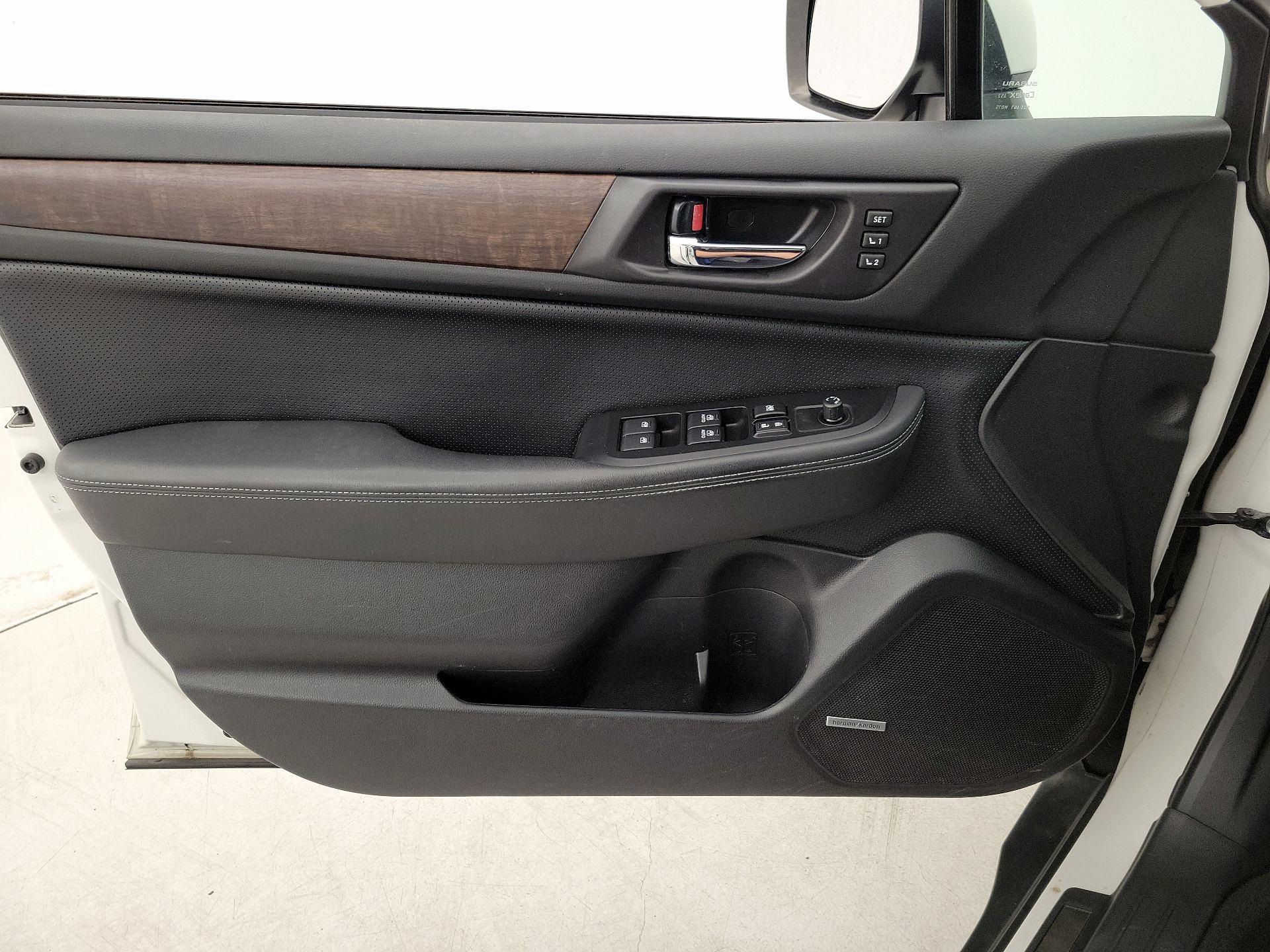 Thumbnail: 2016 Subaru Outback - 12