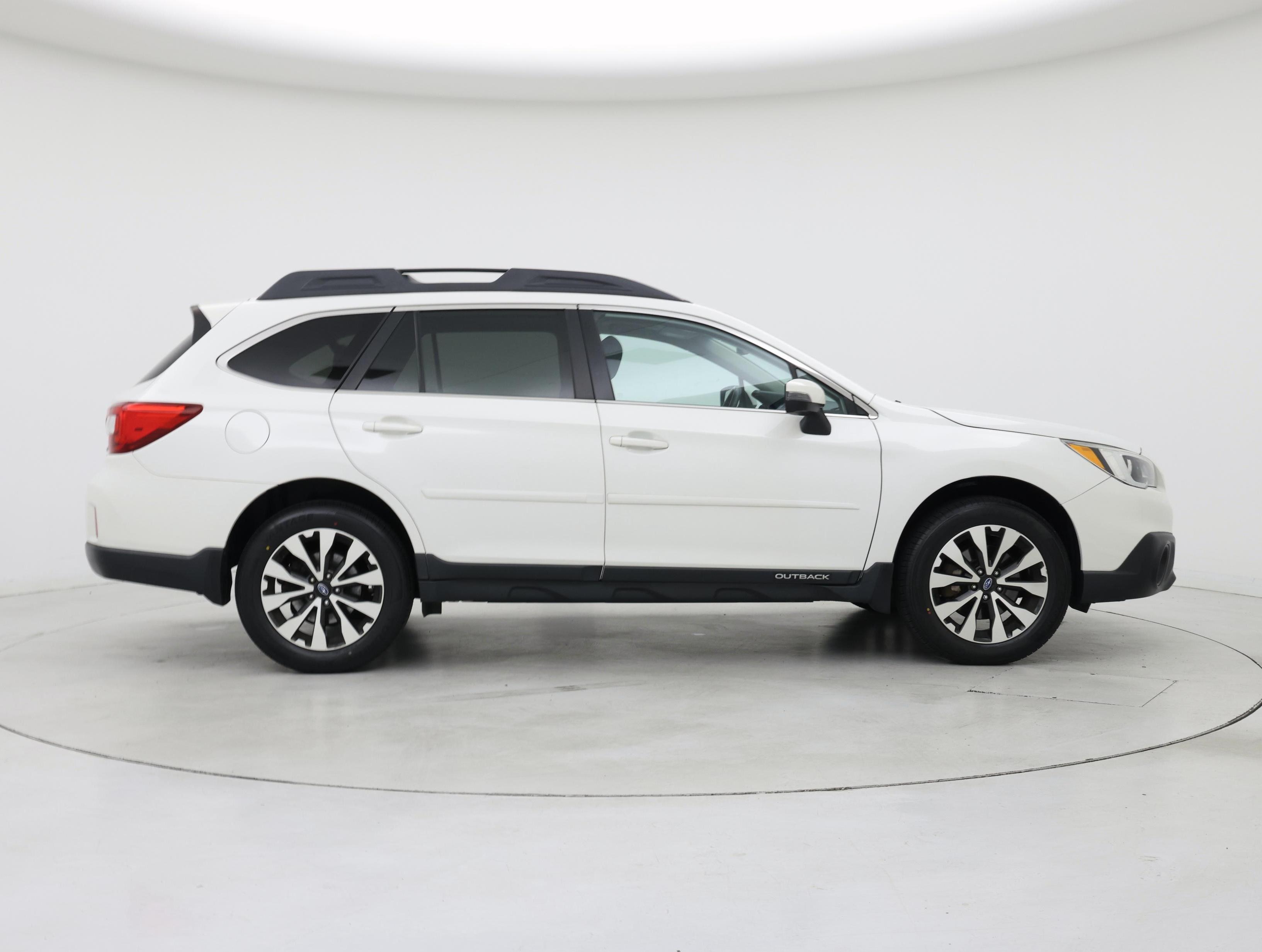 Thumbnail: 2016 Subaru Outback - 7