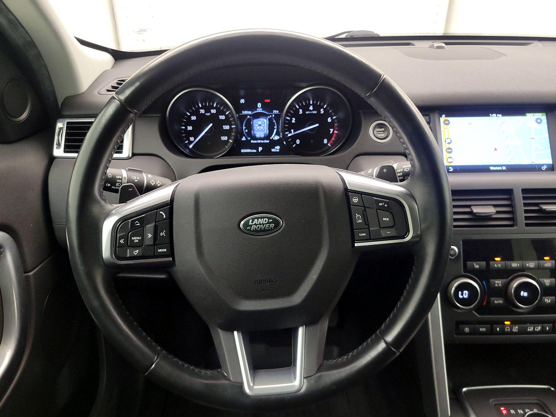 Thumbnail: 2018 Land Rover Discovery Sport - 10