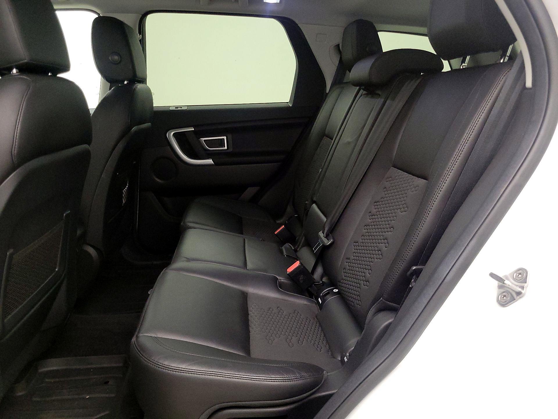 Thumbnail: 2018 Land Rover Discovery Sport - 20