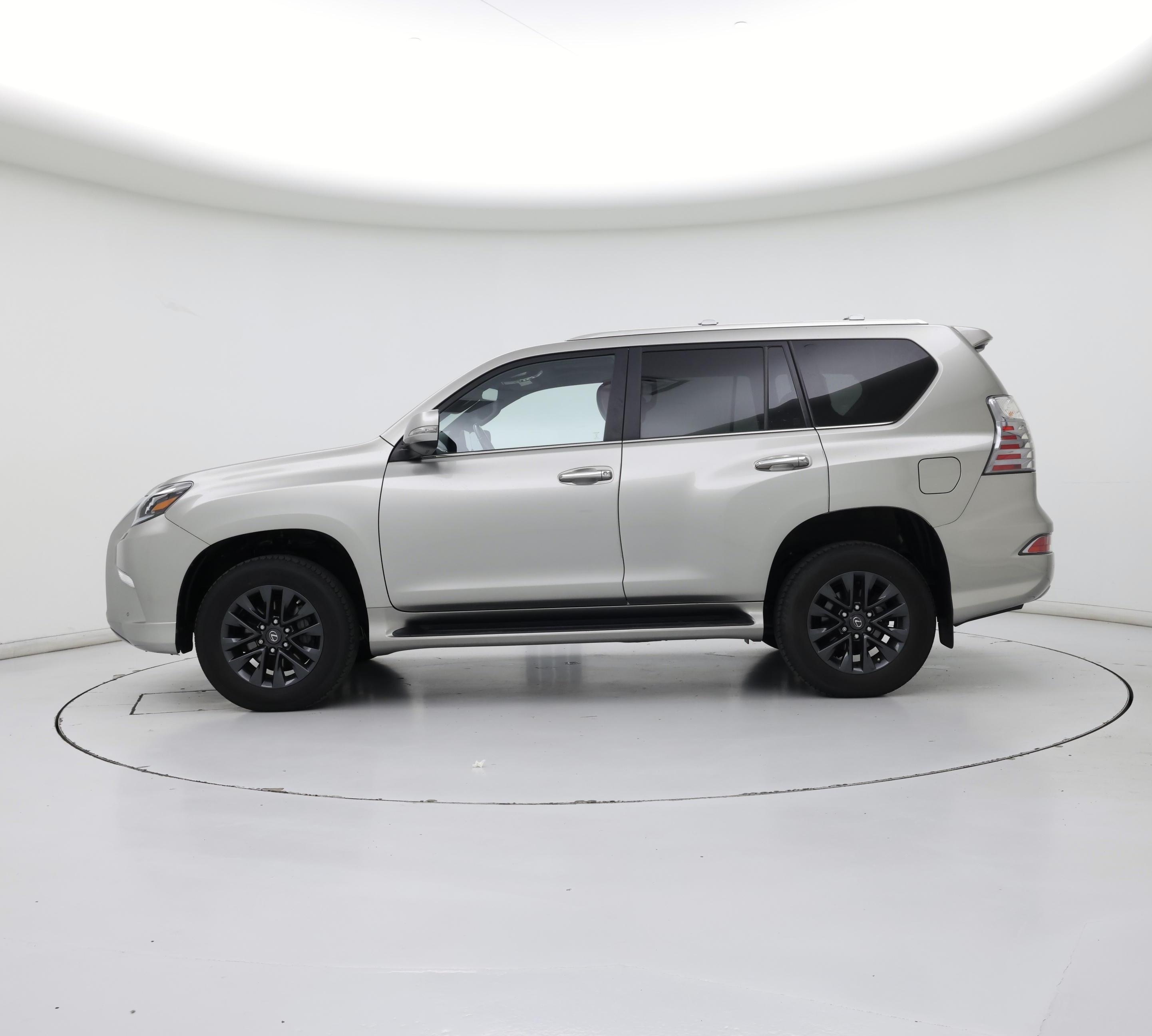 Thumbnail: 2022 Lexus GX - 3