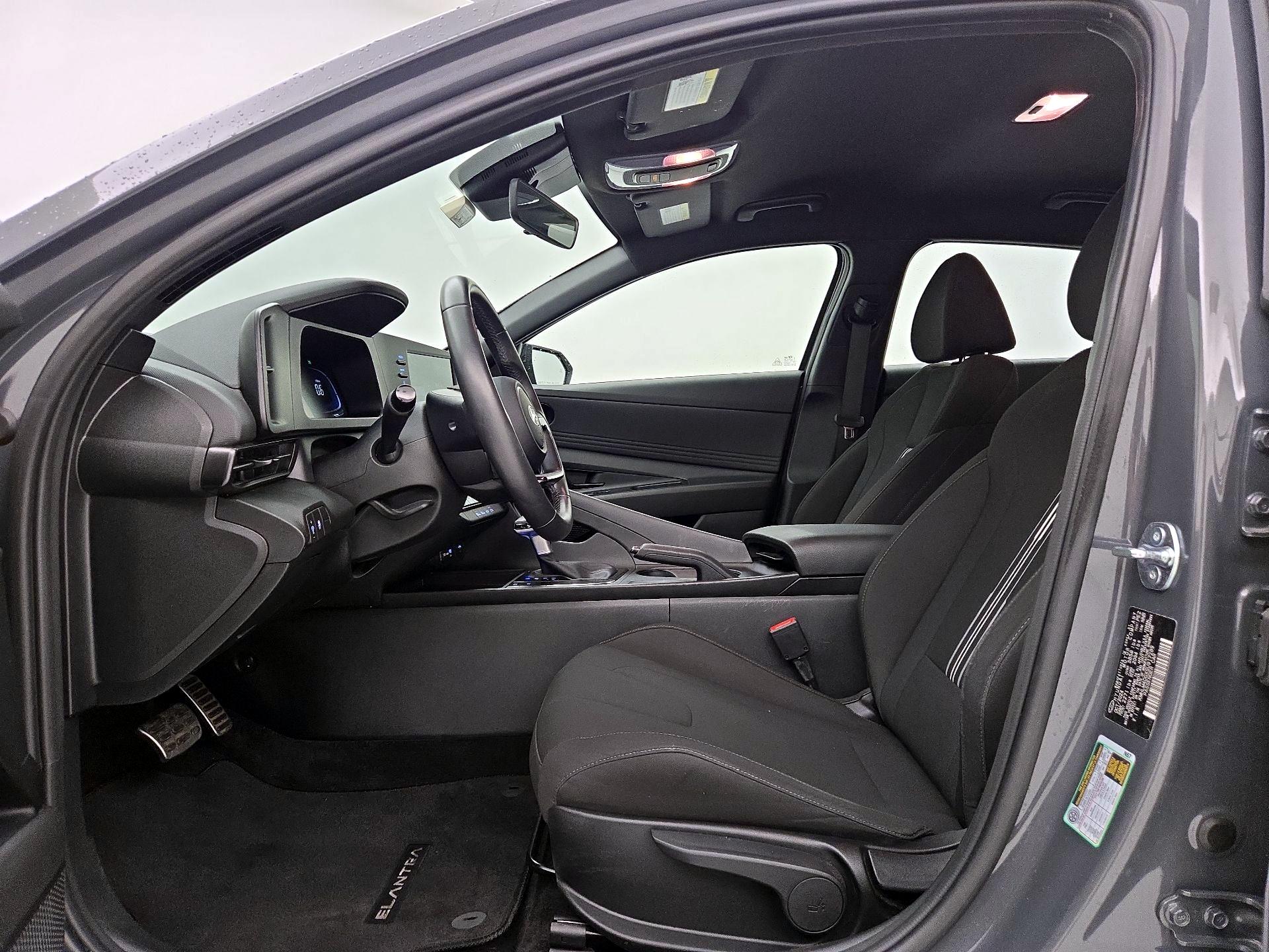 Thumbnail: 2025 Hyundai Elantra - 11