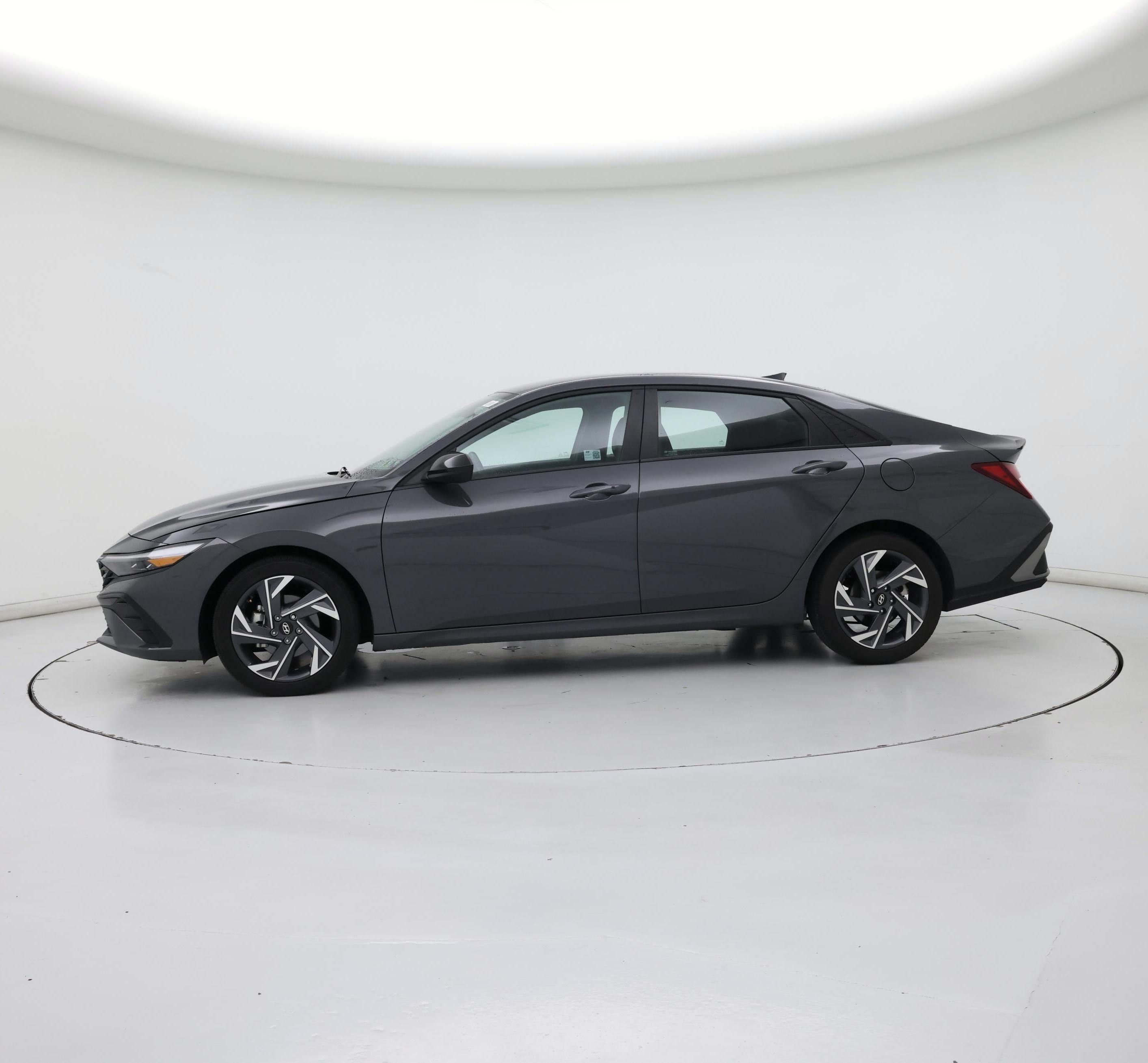 Thumbnail: 2025 Hyundai Elantra - 3