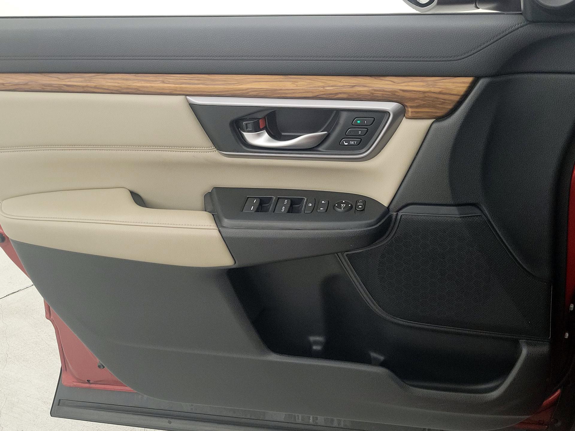 Thumbnail: 2017 Honda CR-V - 12