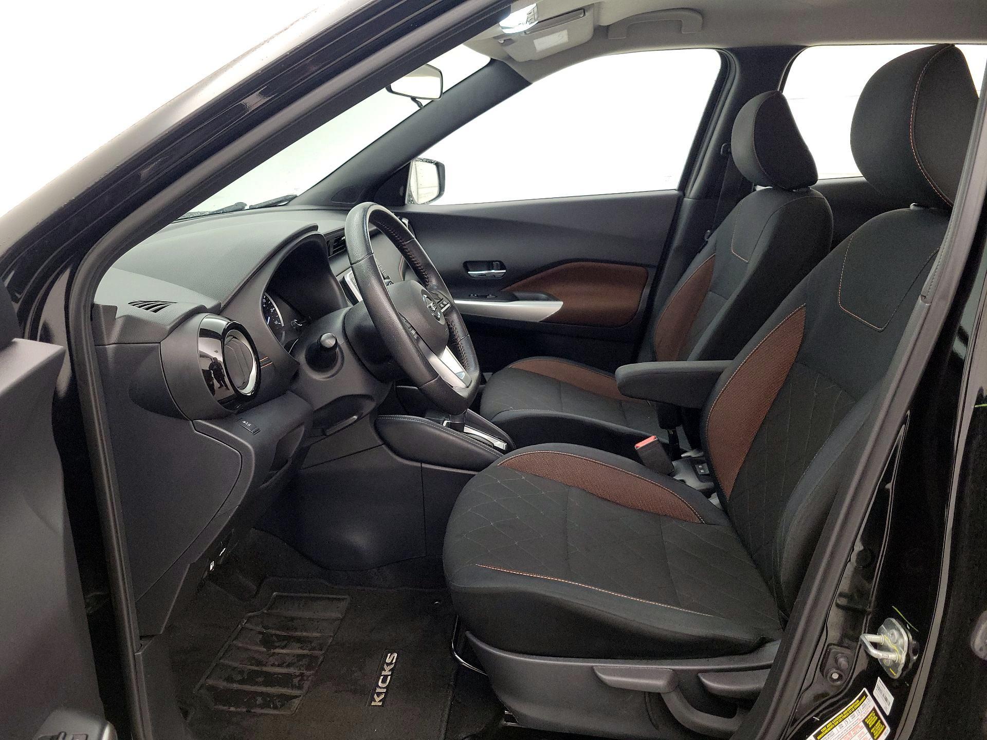 Thumbnail: 2019 Nissan Kicks - 11