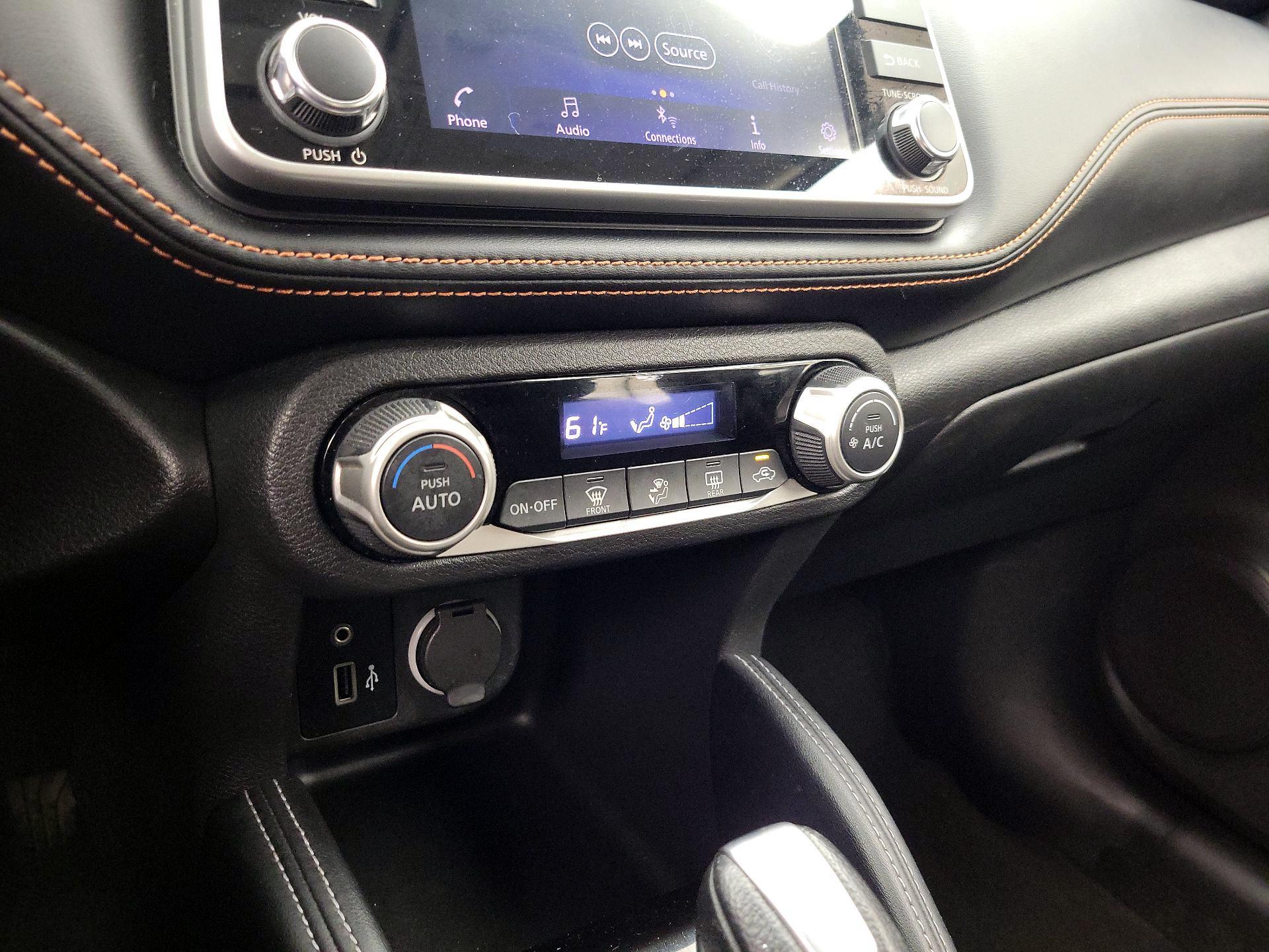 Thumbnail: 2019 Nissan Kicks - 16