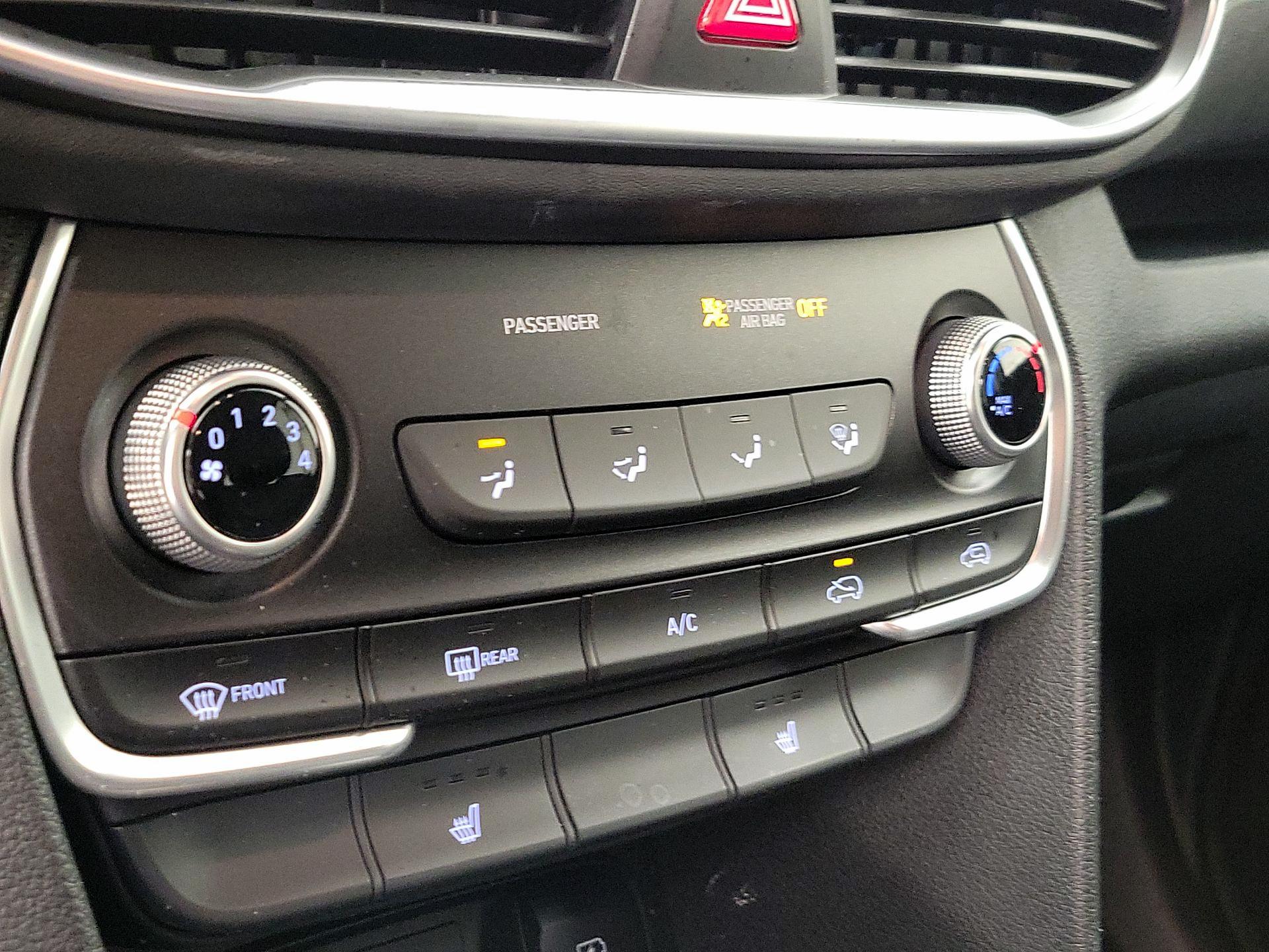 Thumbnail: 2019 Hyundai Santa Fe - 16