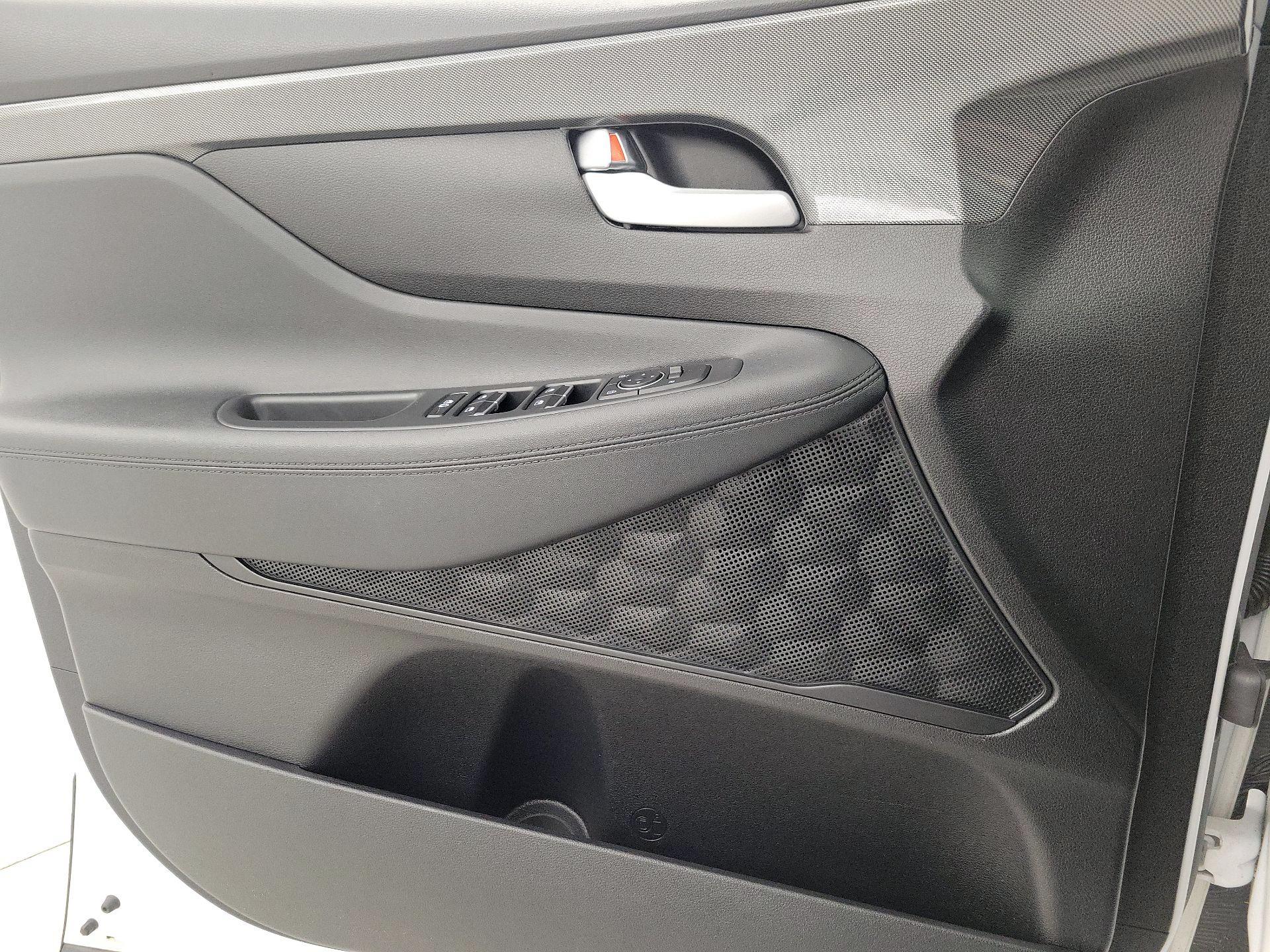 Thumbnail: 2021 Hyundai Santa Fe - 12