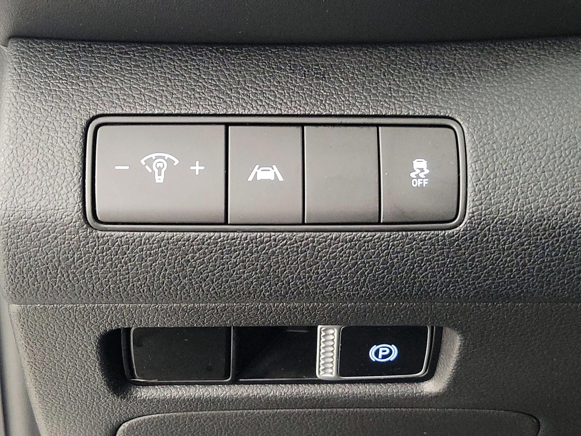 Thumbnail: 2021 Hyundai Santa Fe - 13