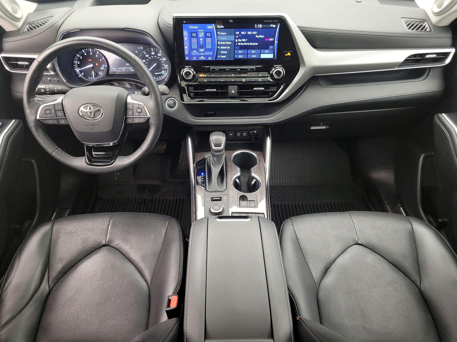 Thumbnail: 2021 Toyota Highlander - 9