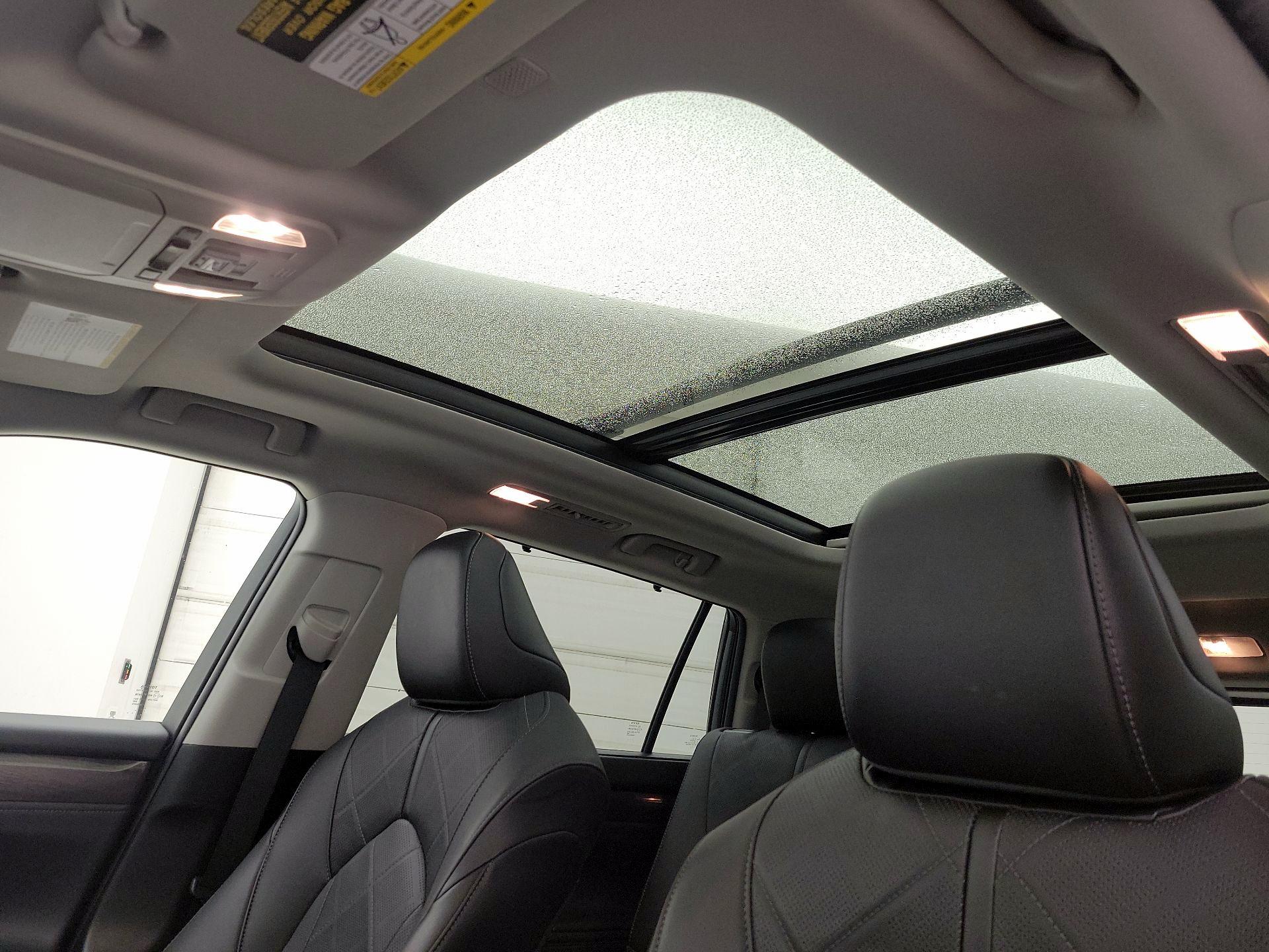 Thumbnail: 2021 Toyota Highlander - 19