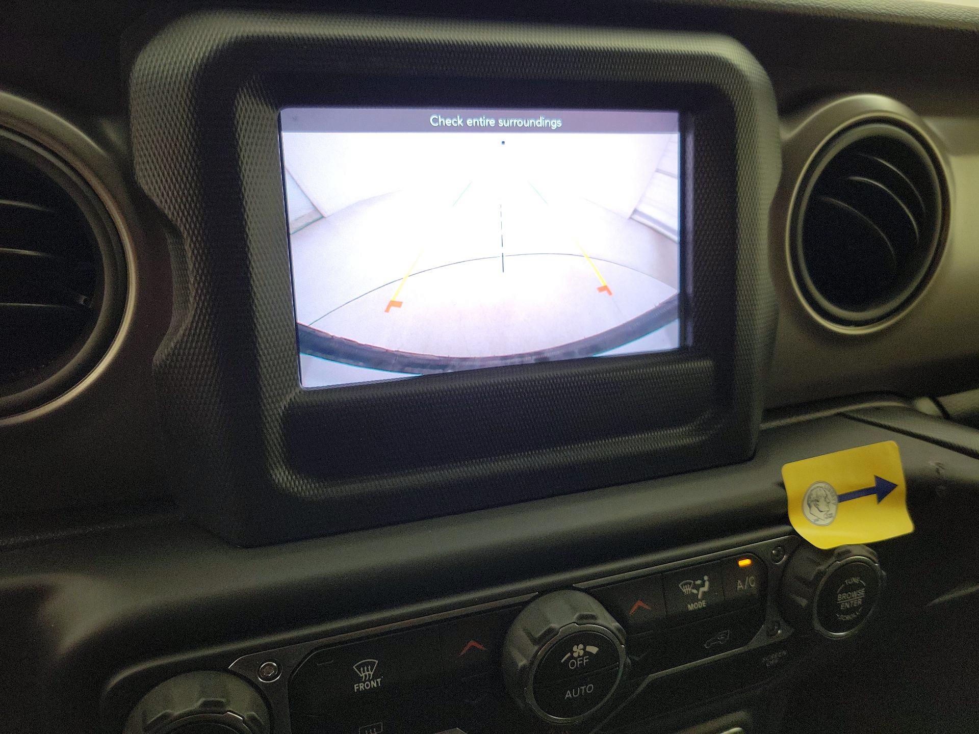 Thumbnail: 2021 Jeep Wrangler - 14