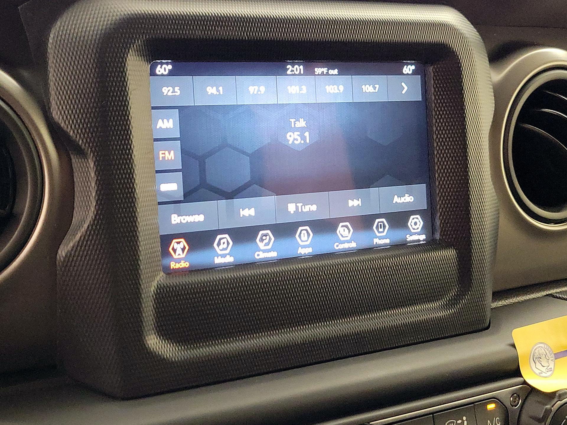 Thumbnail: 2021 Jeep Wrangler - 15