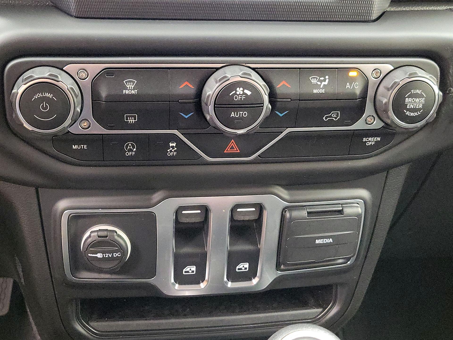 Thumbnail: 2021 Jeep Wrangler - 16