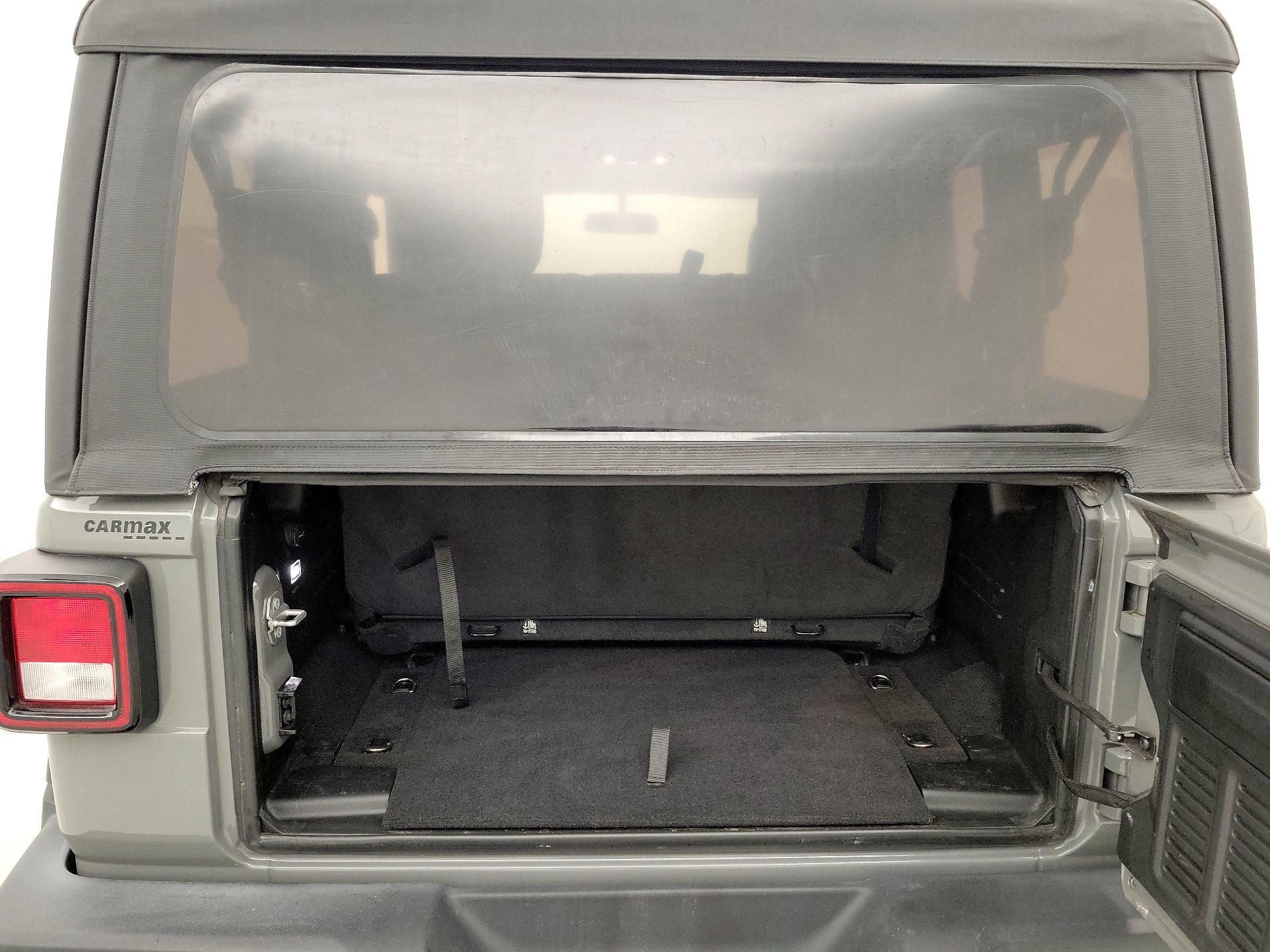 Thumbnail: 2021 Jeep Wrangler - 20