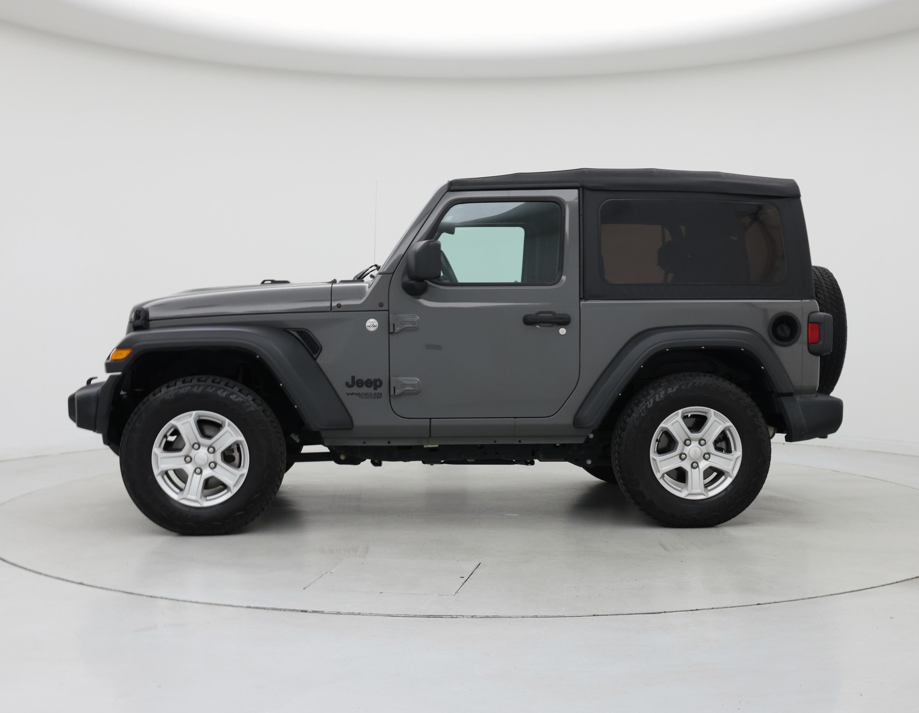 Thumbnail: 2021 Jeep Wrangler - 3