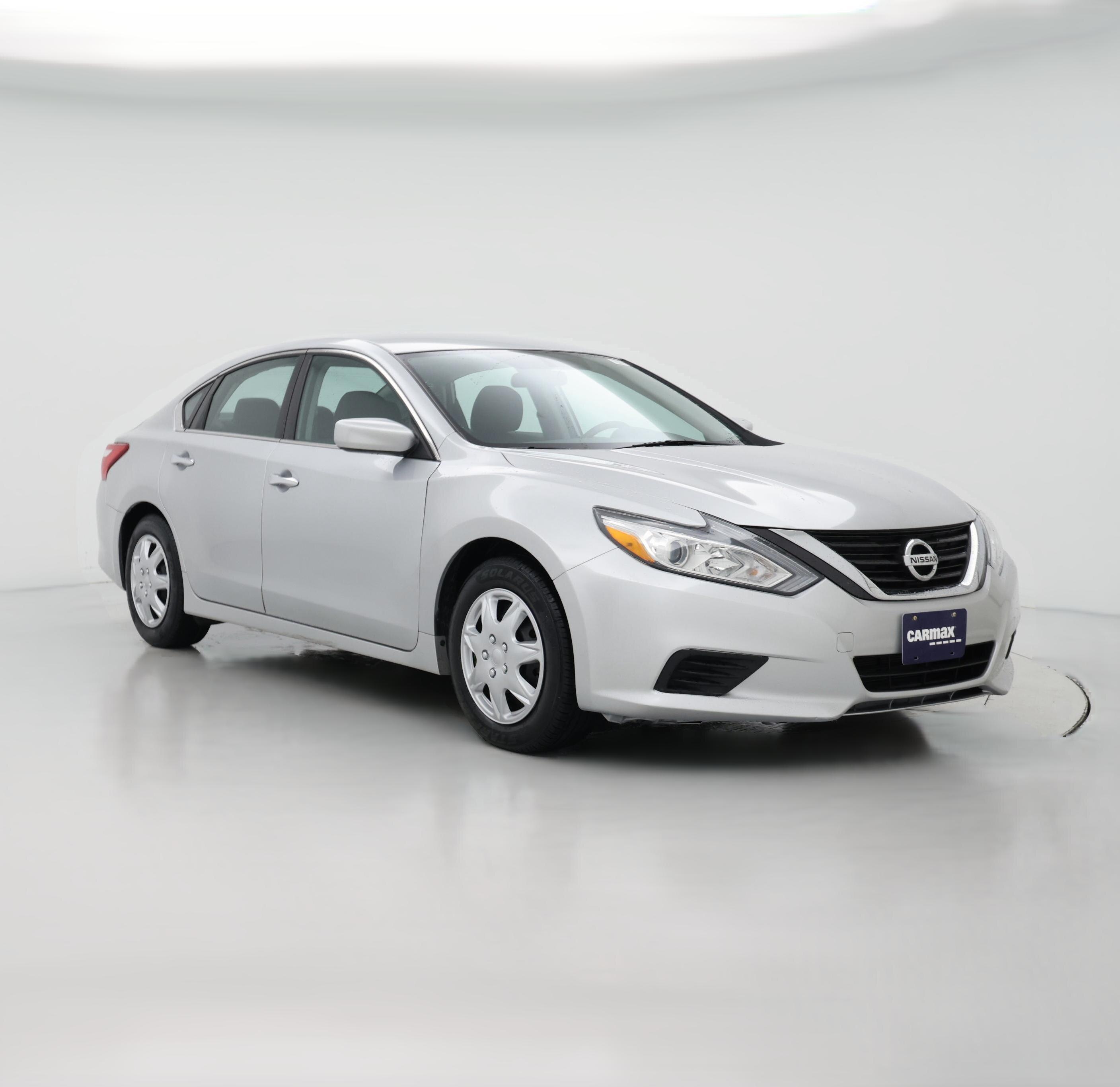 Thumbnail: 2016 Nissan Altima - 1
