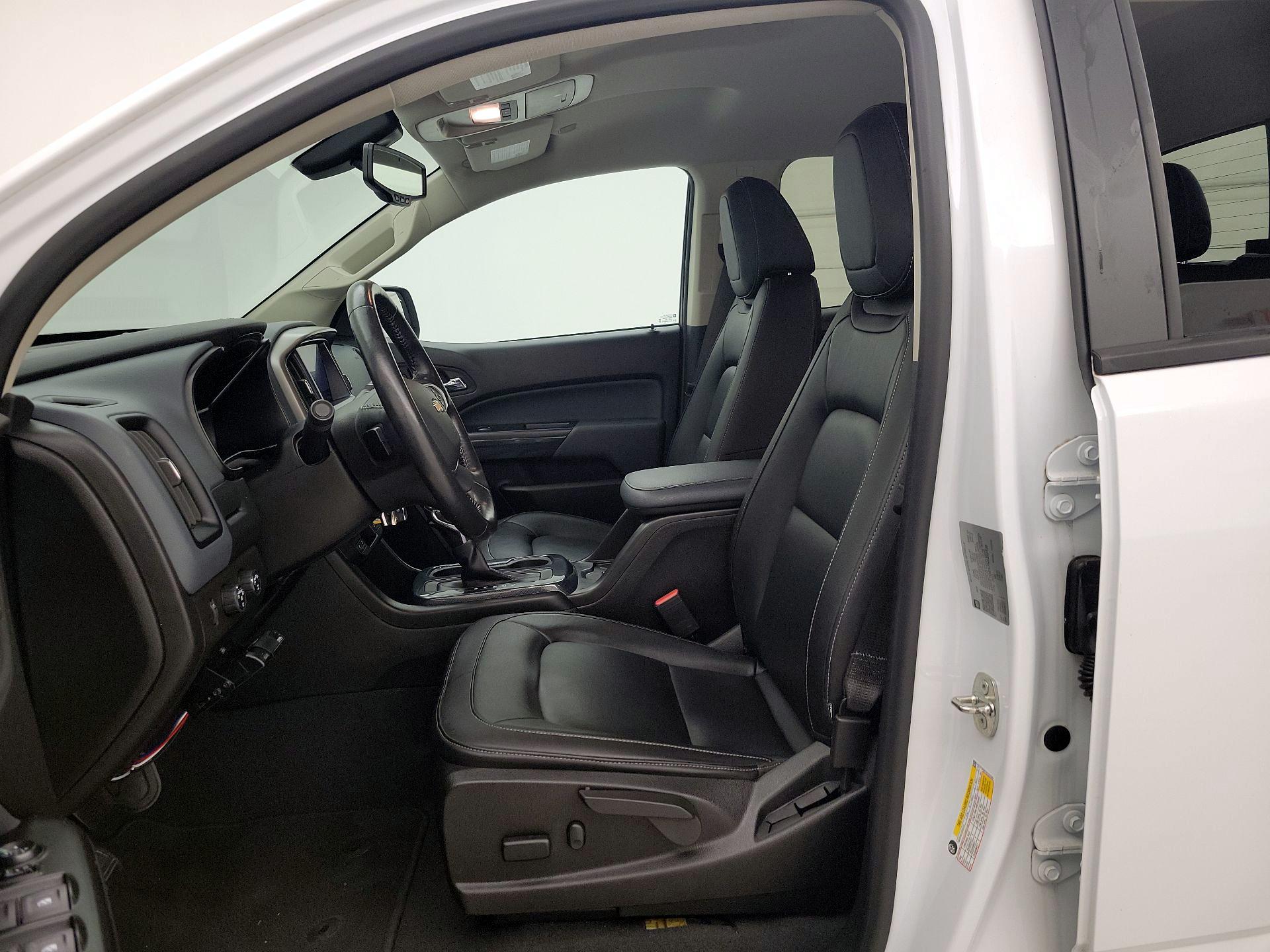 Thumbnail: 2022 Chevrolet Colorado - 11