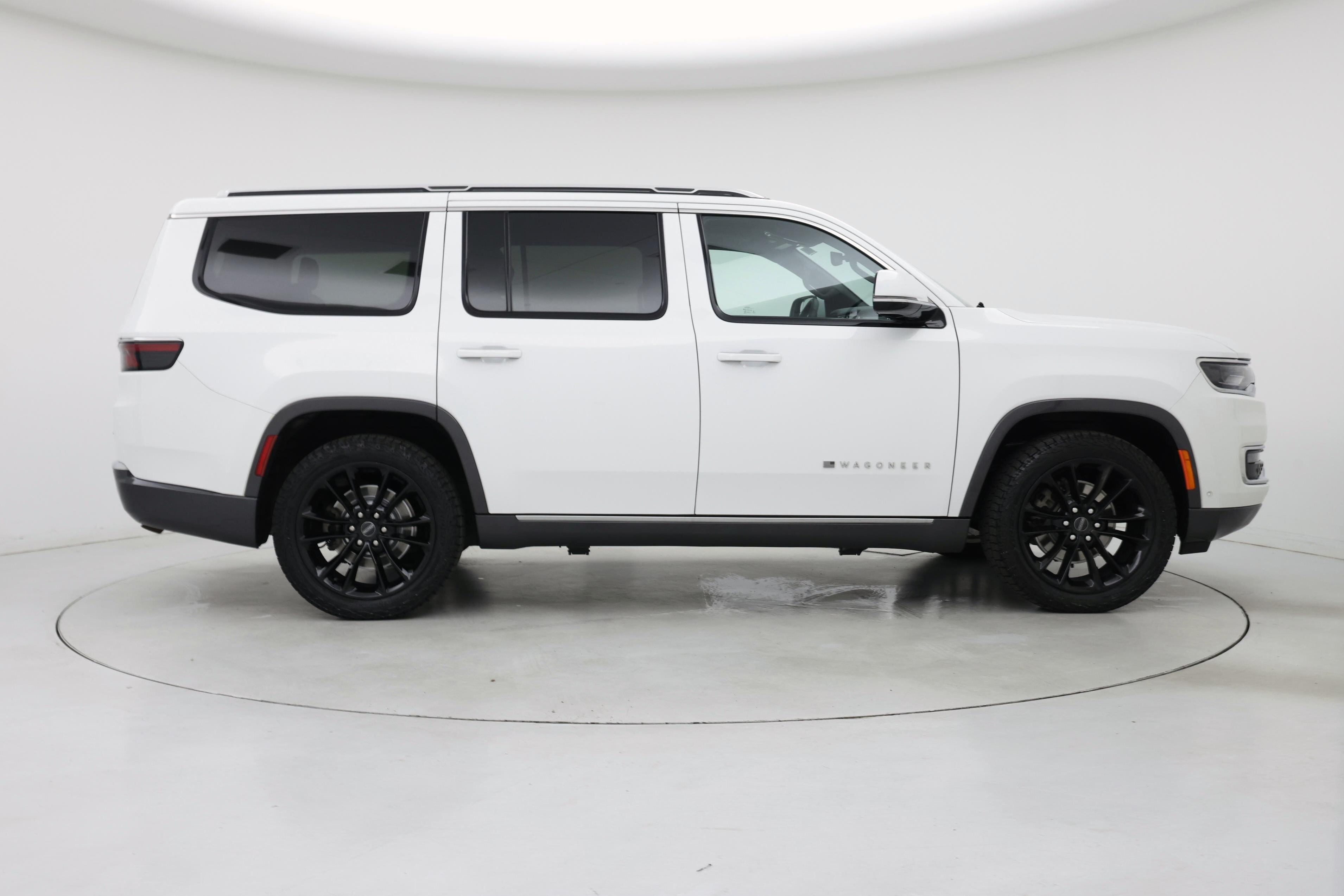 Thumbnail: 2022 Jeep Wagoneer - 7