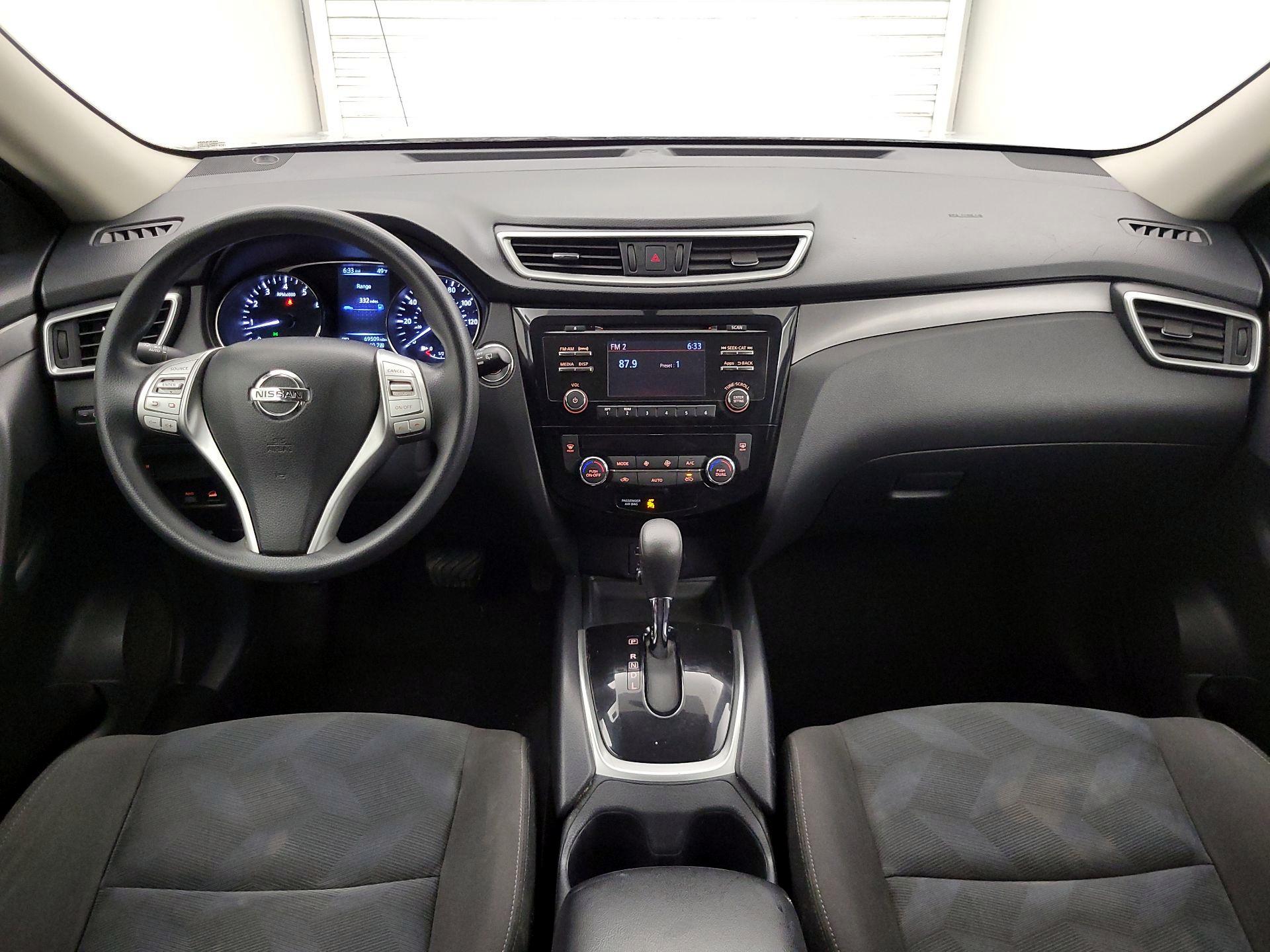 Thumbnail: 2016 Nissan Rogue - 9