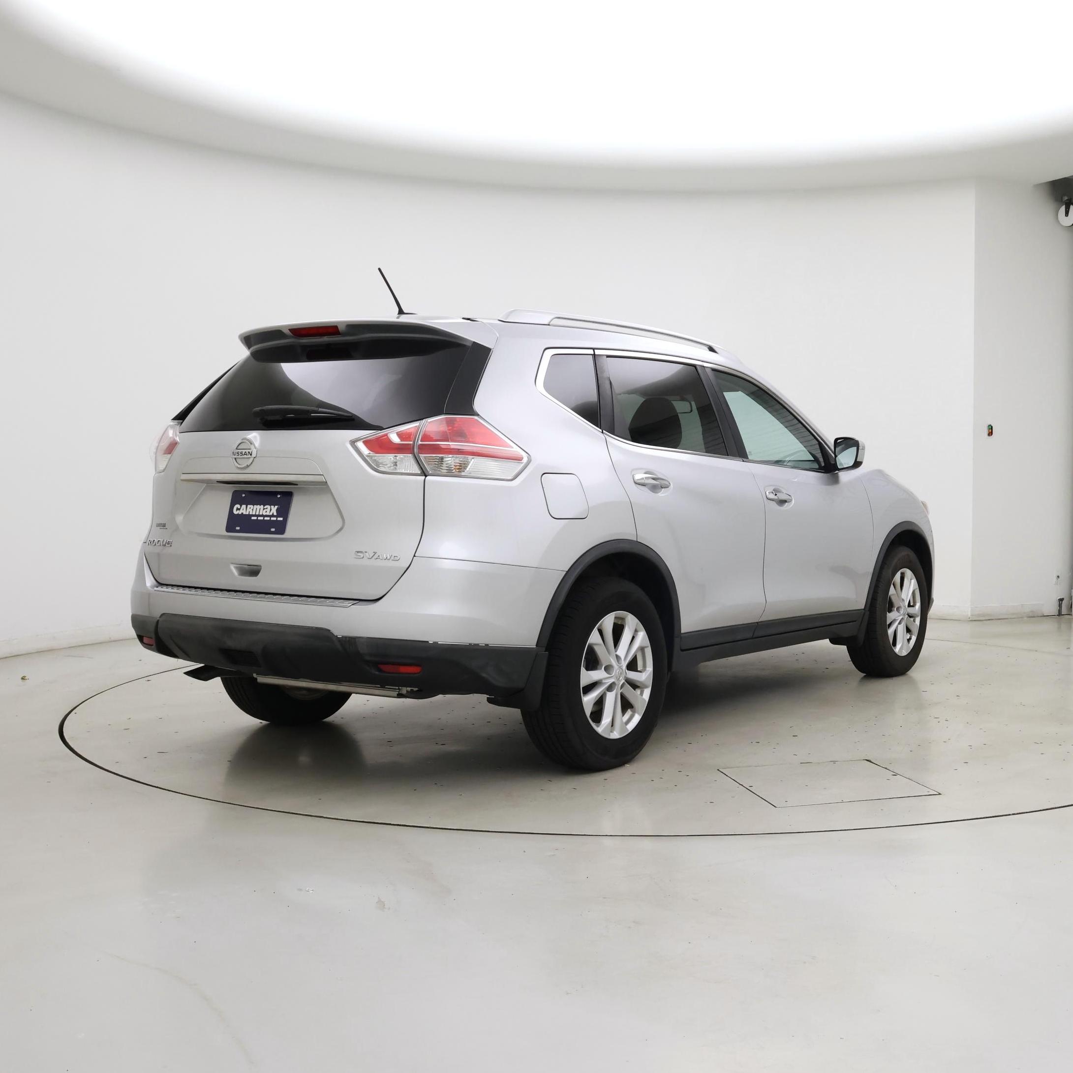 Thumbnail: 2016 Nissan Rogue - 8