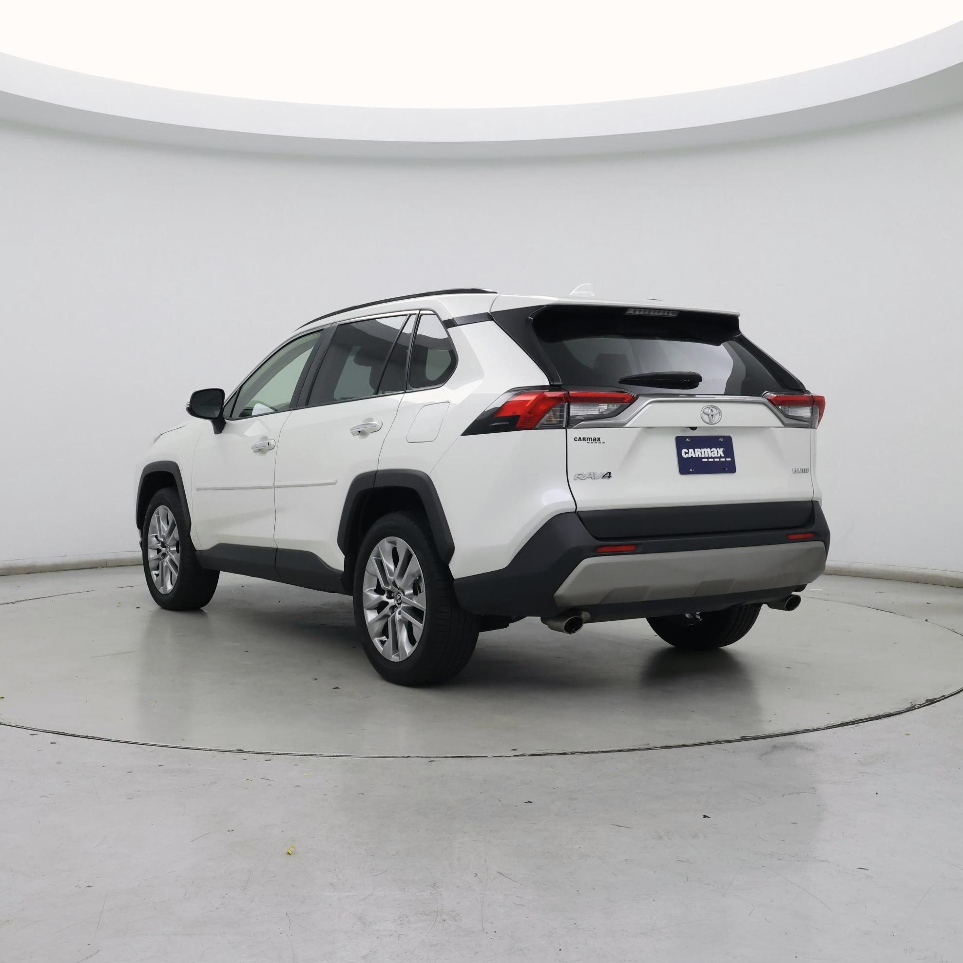 Thumbnail: 2022 Toyota RAV4 - 2