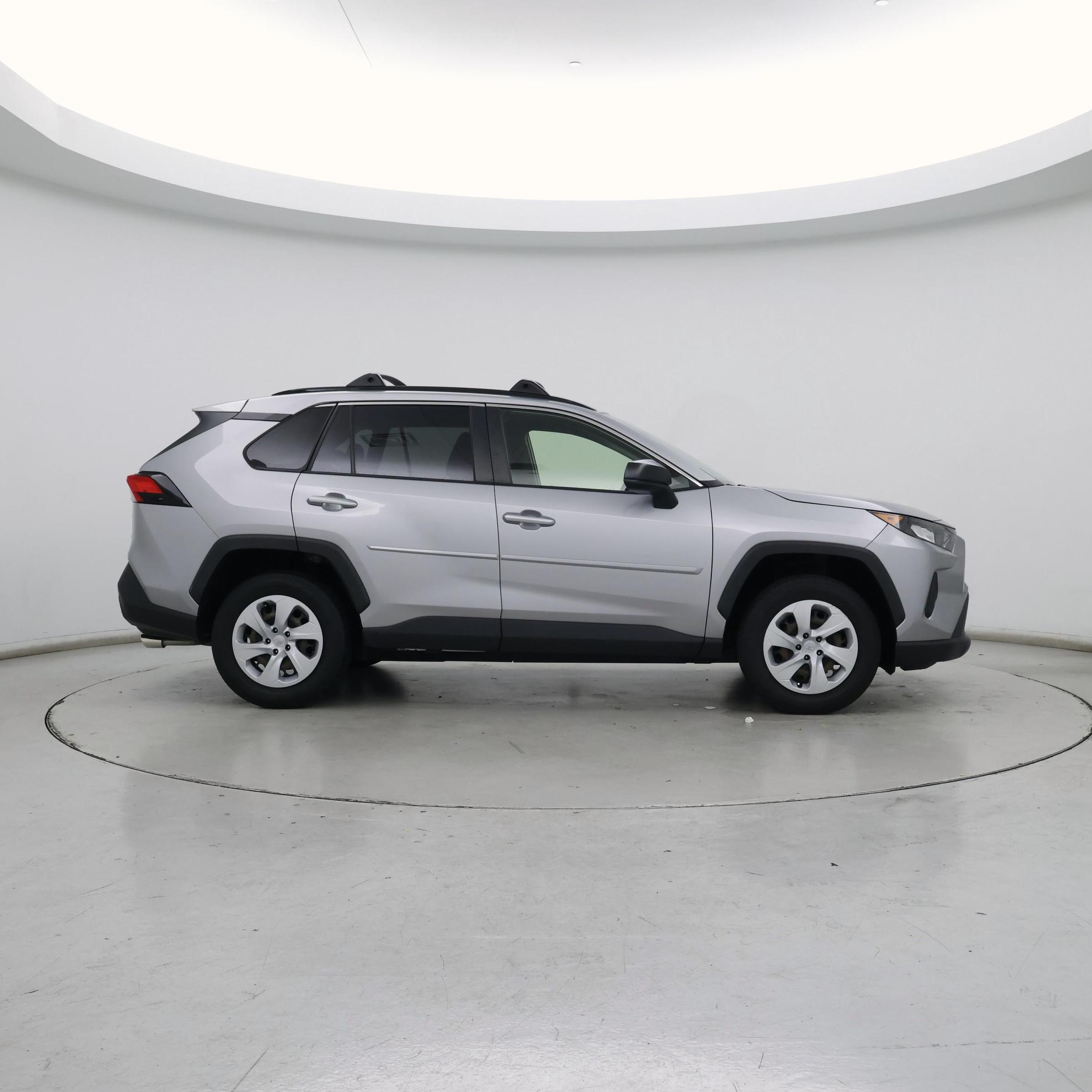 Thumbnail: 2020 Toyota RAV4 - 7