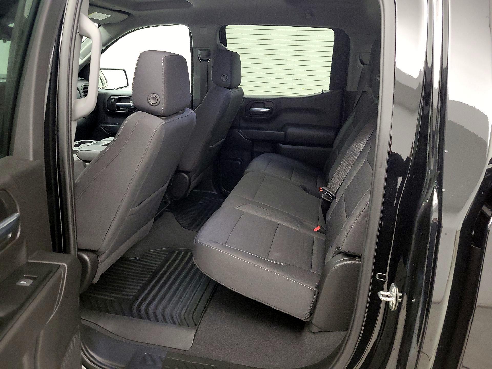 Thumbnail: 2022 Chevrolet Silverado 1500 - 19