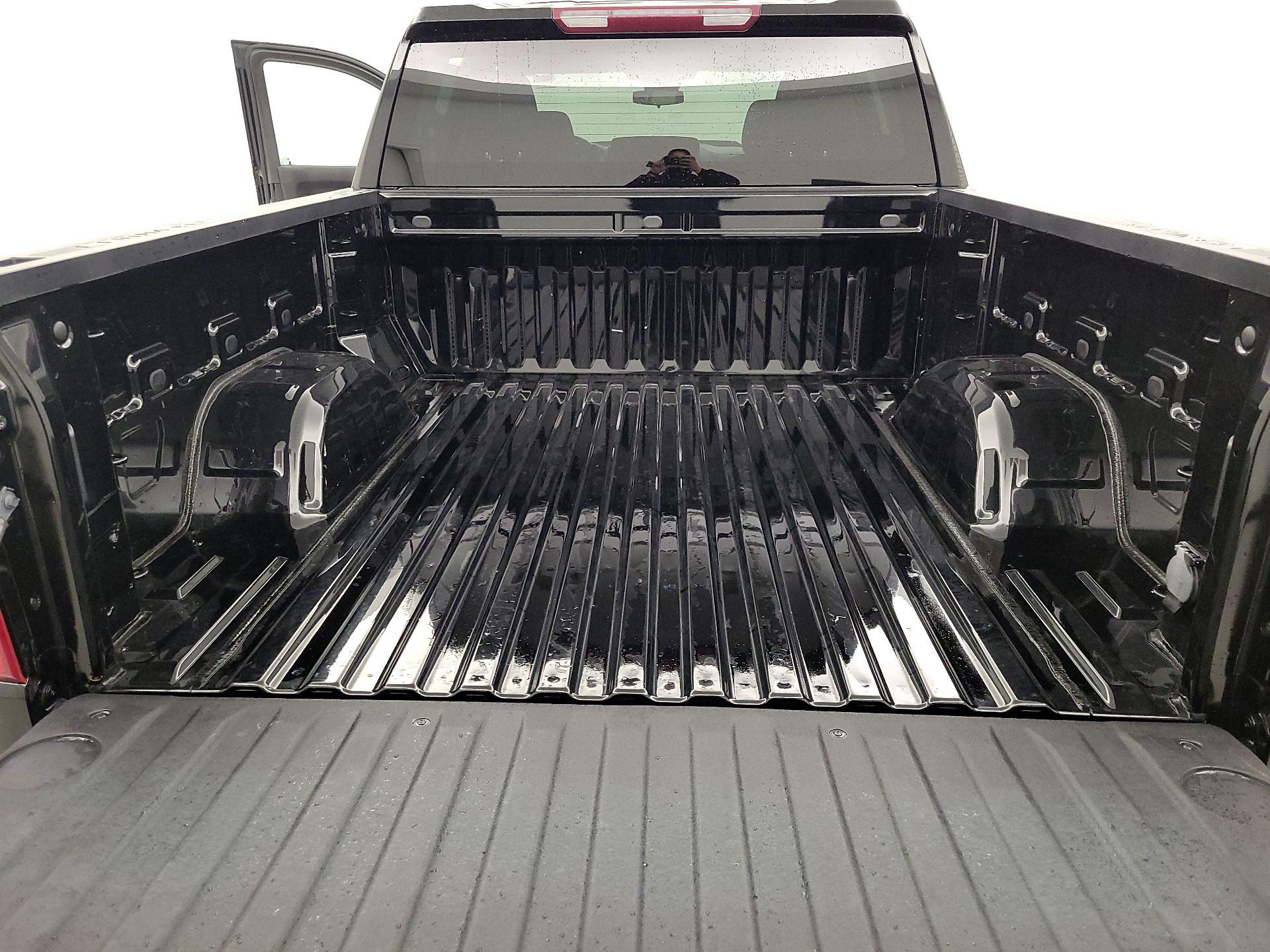 Thumbnail: 2022 Chevrolet Silverado 1500 - 20