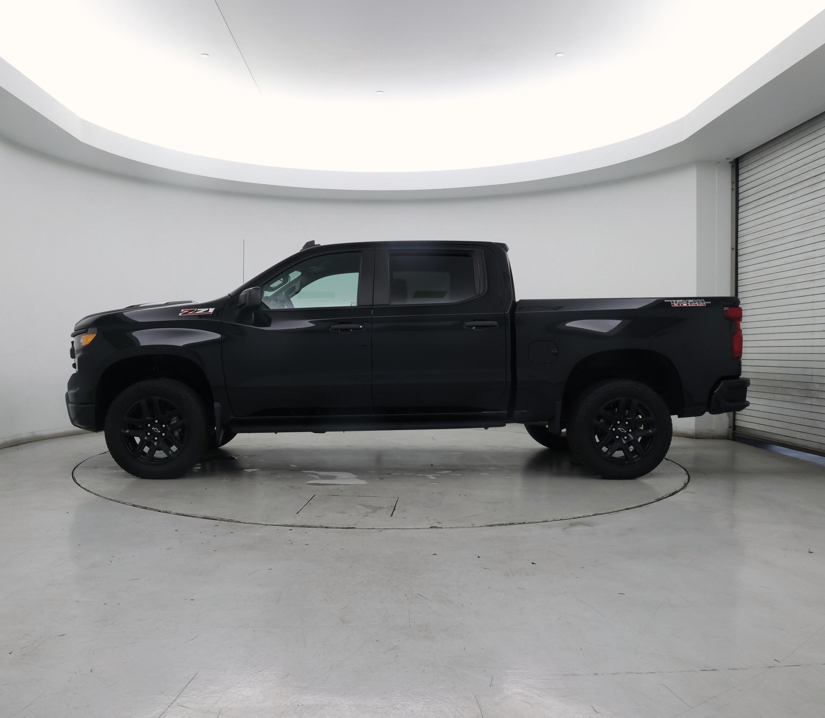 Thumbnail: 2022 Chevrolet Silverado 1500 - 3