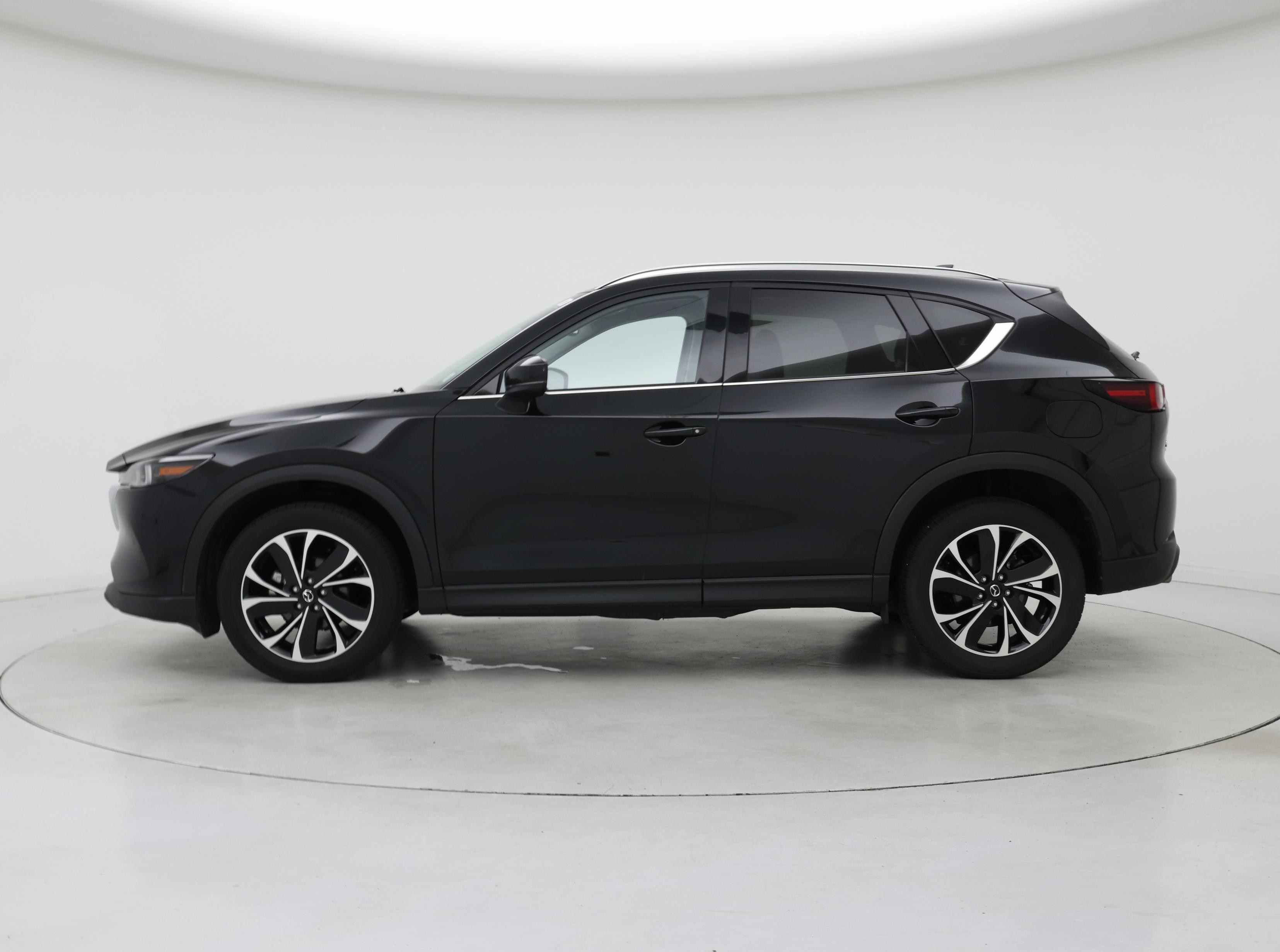 Thumbnail: 2022 Mazda CX-5 - 3