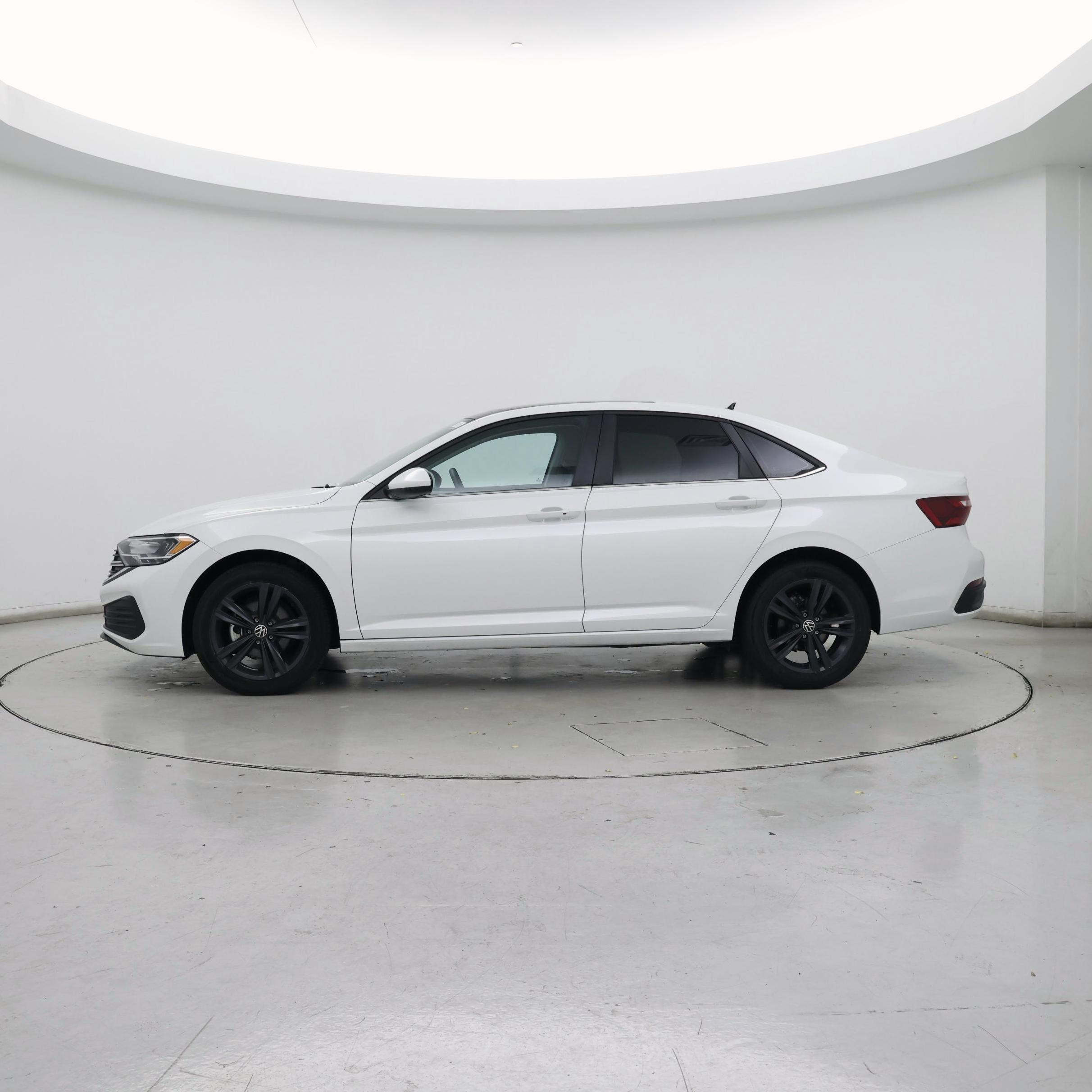 Thumbnail: 2024 Volkswagen Jetta - 3