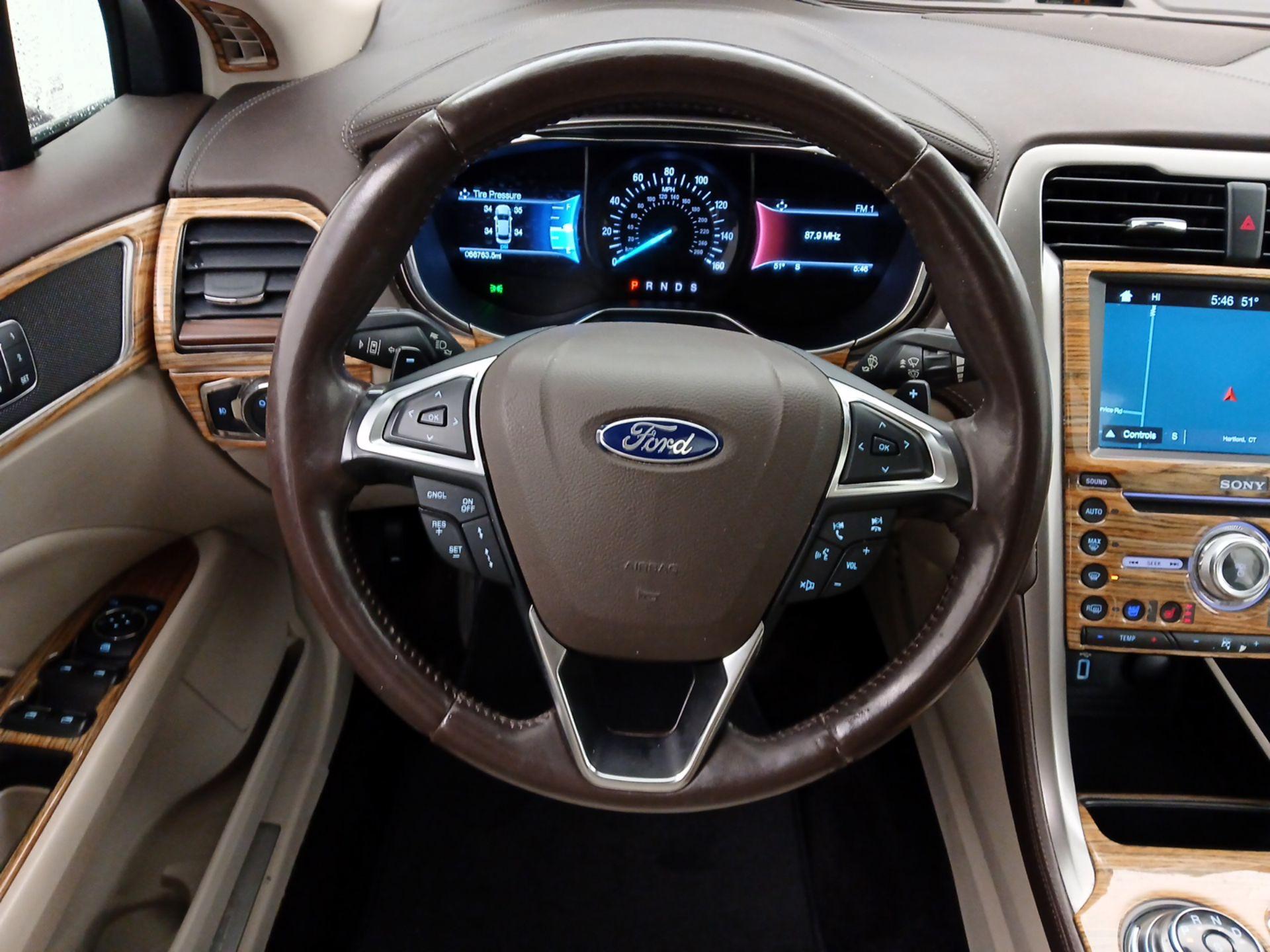 Thumbnail: 2017 Ford Fusion - 10