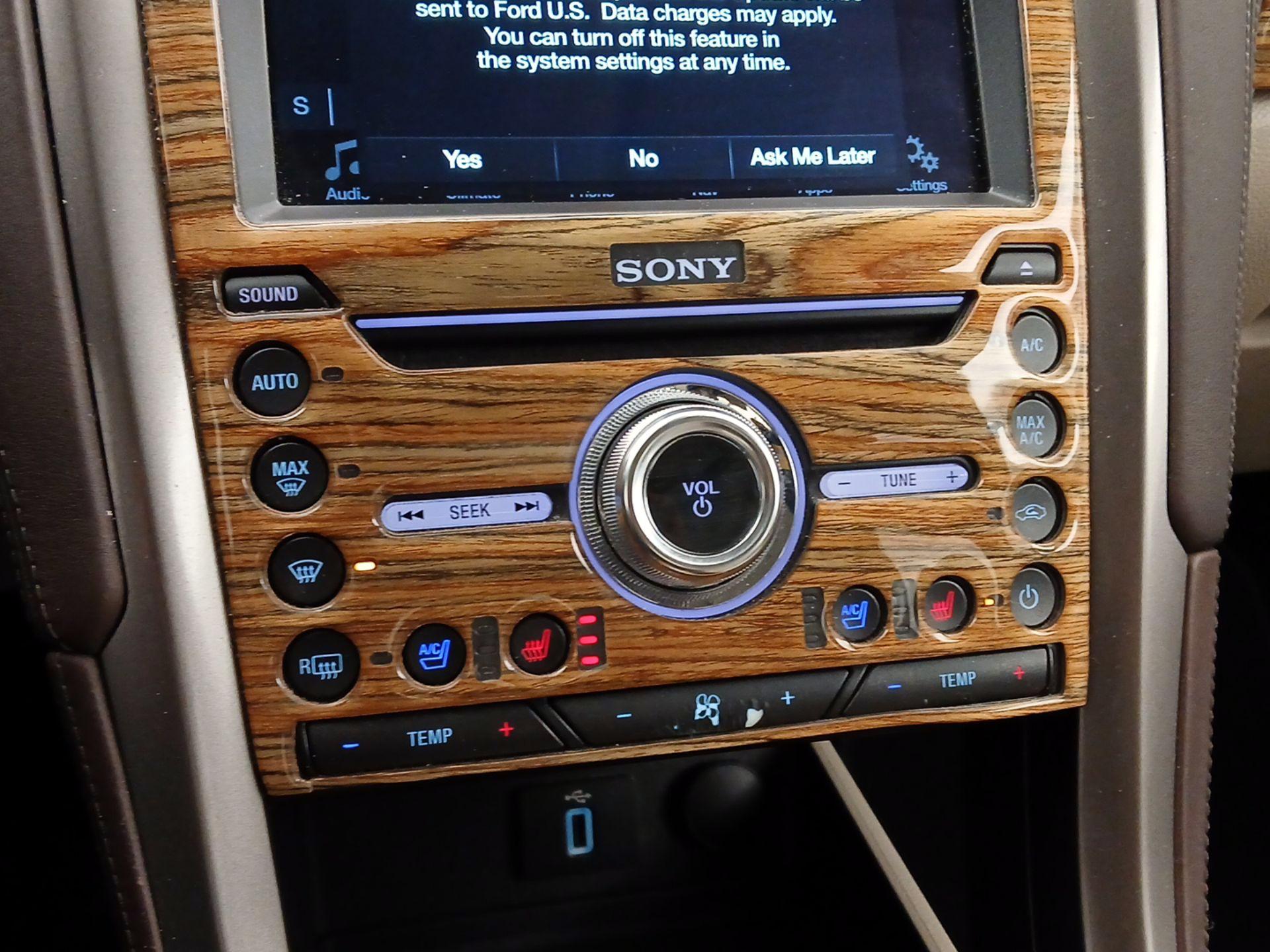 Thumbnail: 2017 Ford Fusion - 17