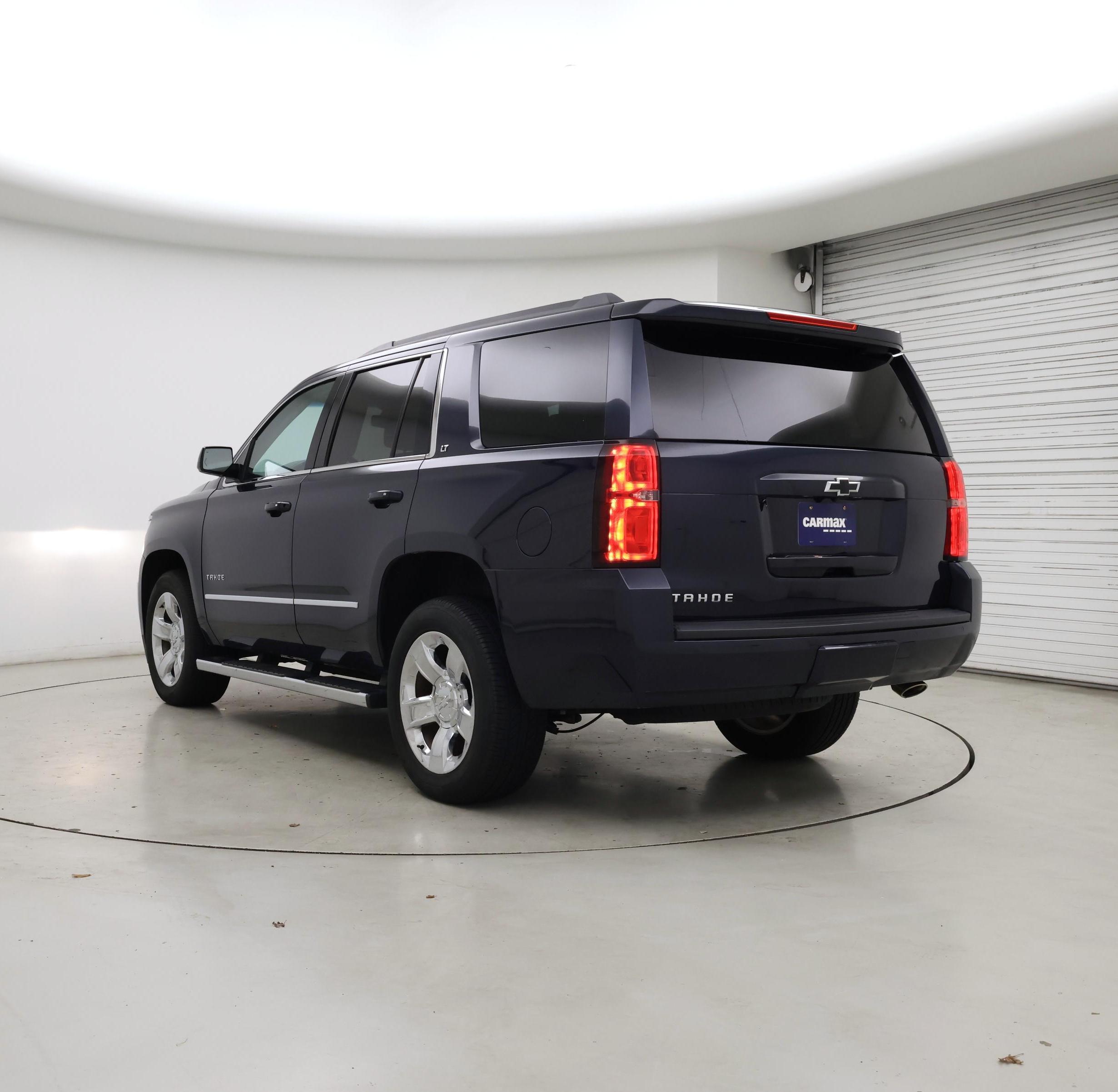 Thumbnail: 2017 Chevrolet Tahoe - 2