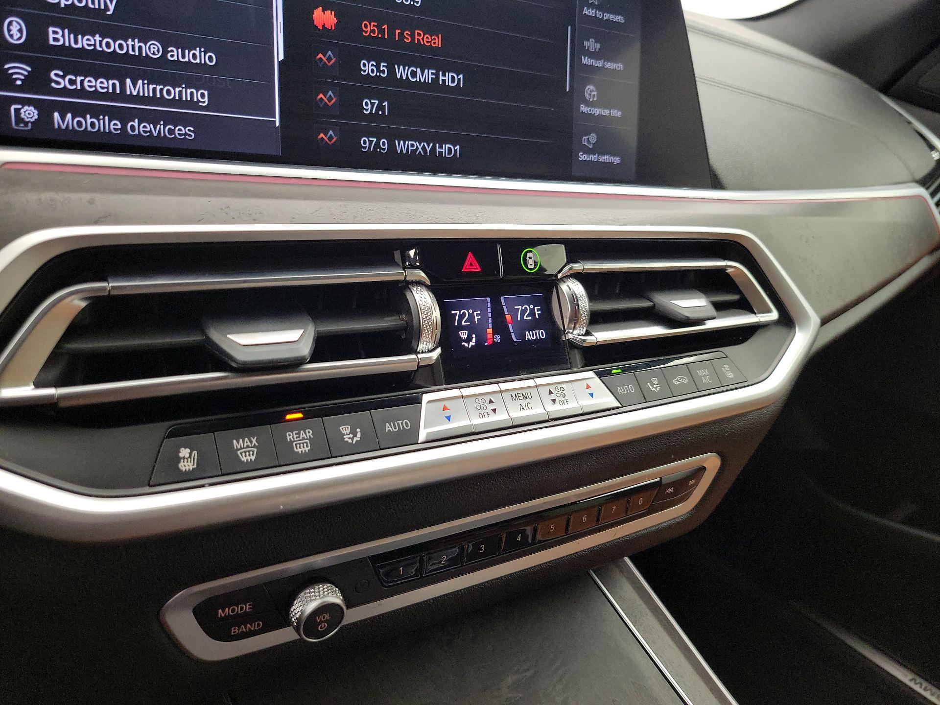 Thumbnail: 2022 BMW X5 - 17