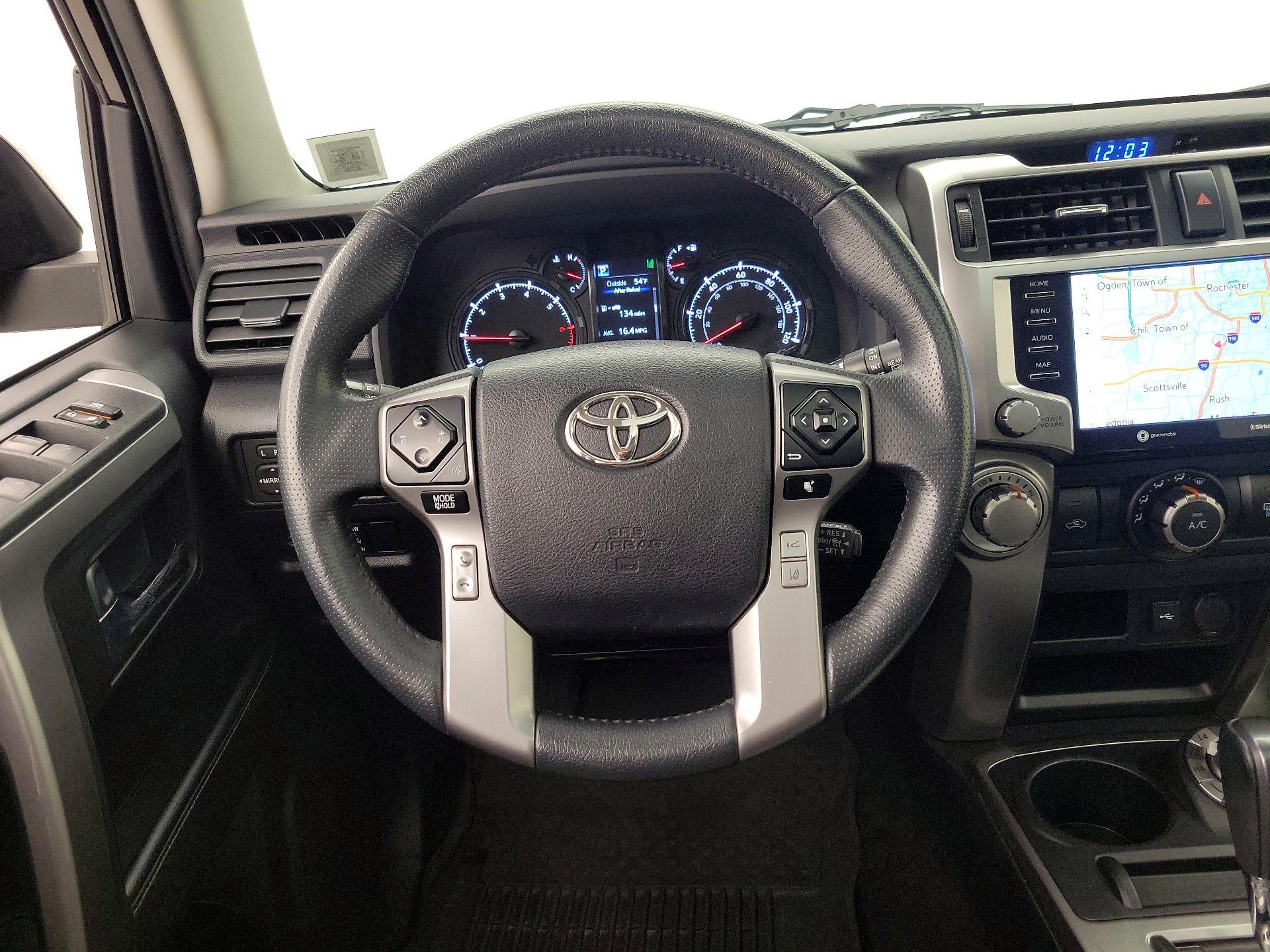 Thumbnail: 2021 Toyota 4Runner - 10