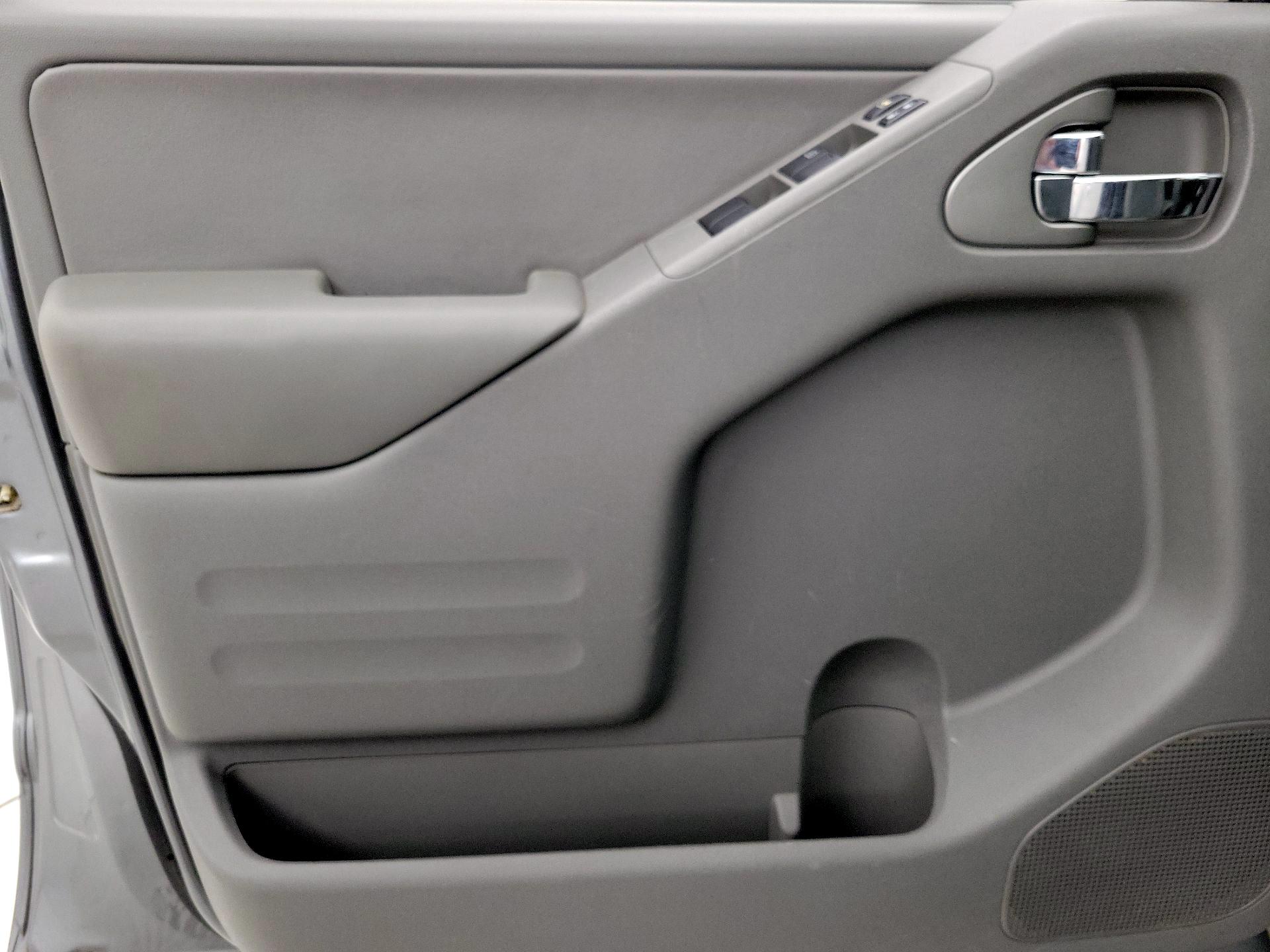 Thumbnail: 2016 Nissan Frontier - 12