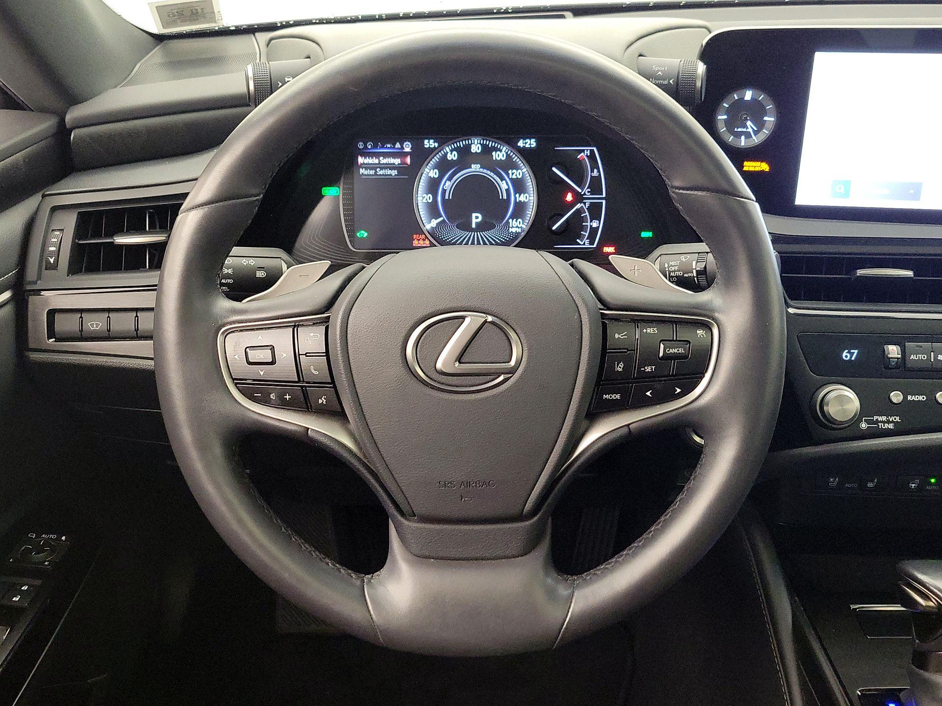 Thumbnail: 2024 Lexus ES - 10