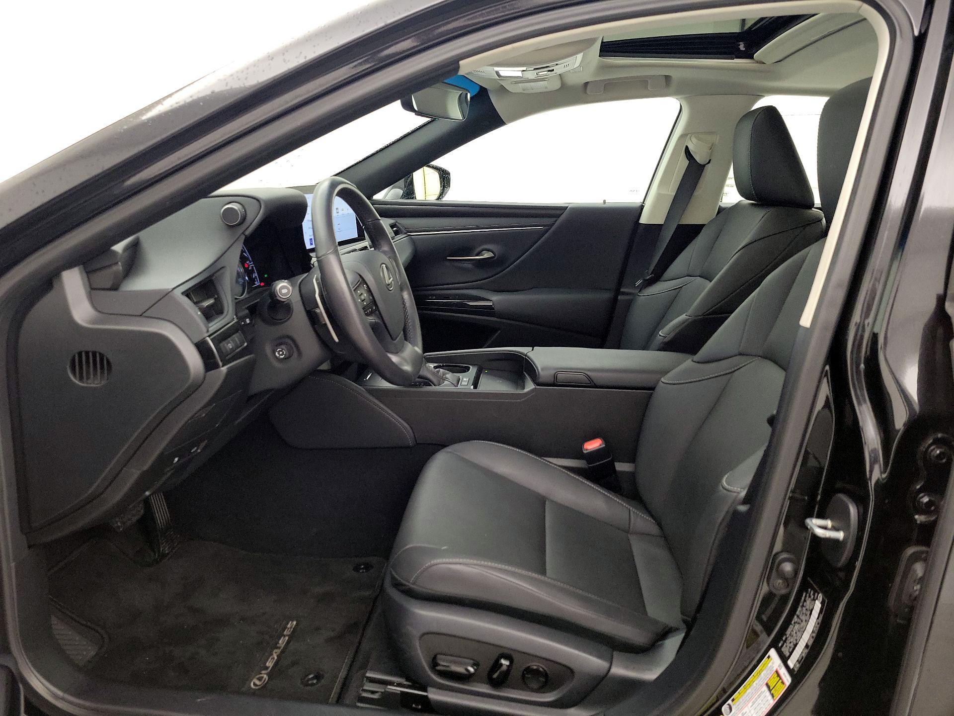 Thumbnail: 2024 Lexus ES - 11