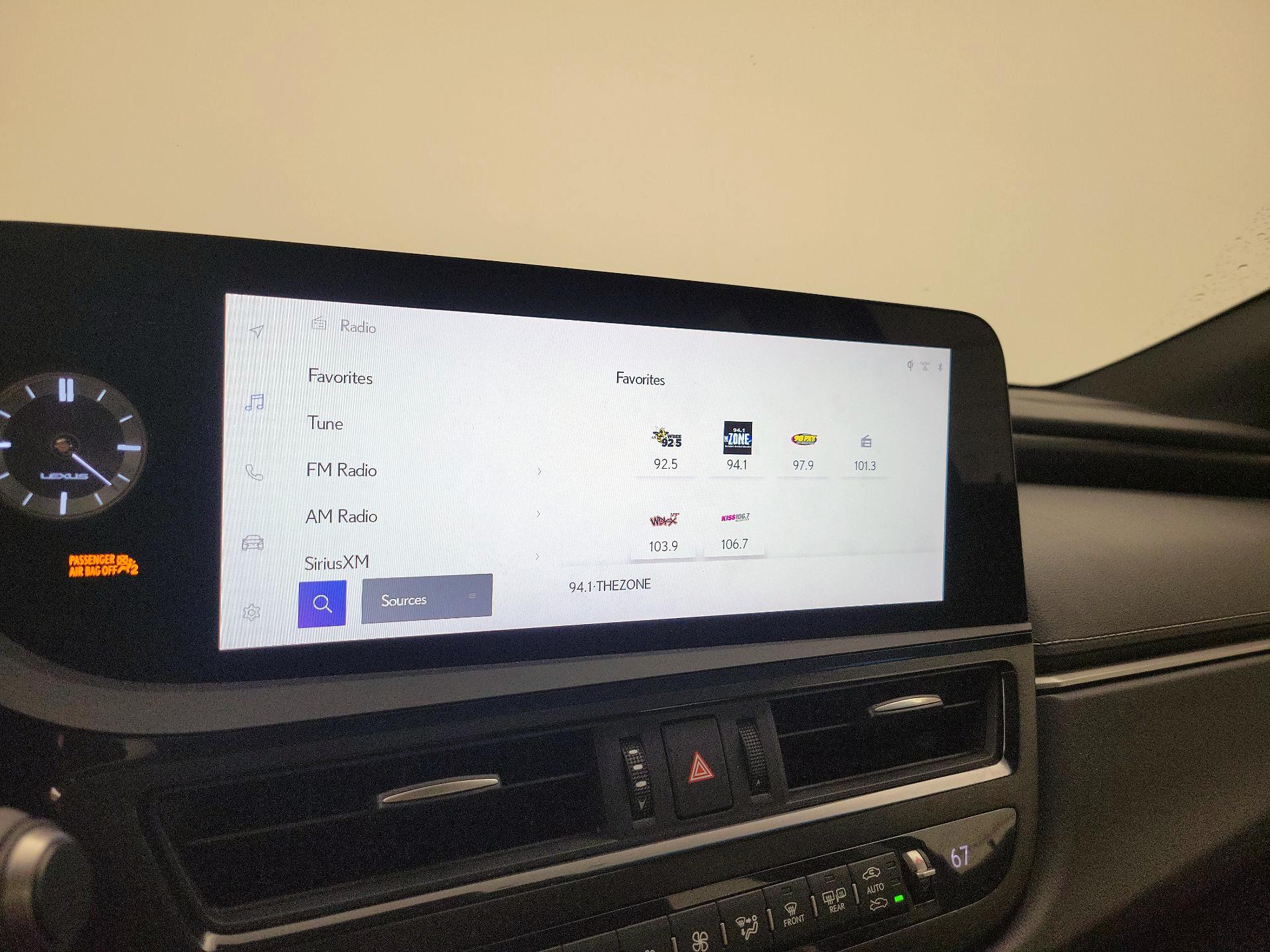 Thumbnail: 2024 Lexus ES - 15